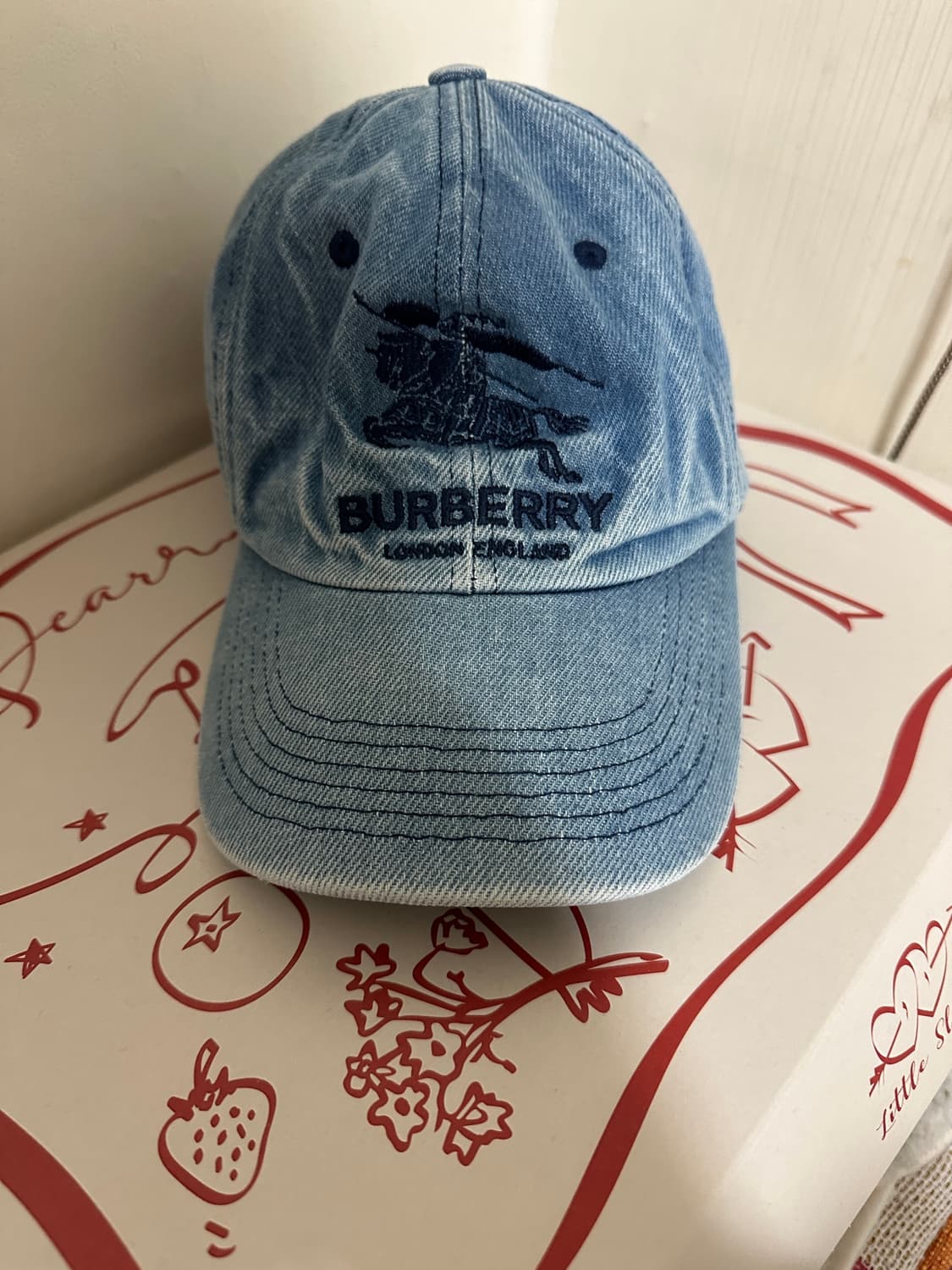 Supreme x Burberry Denim 6-Panel Cap 워시드 상품이미지1