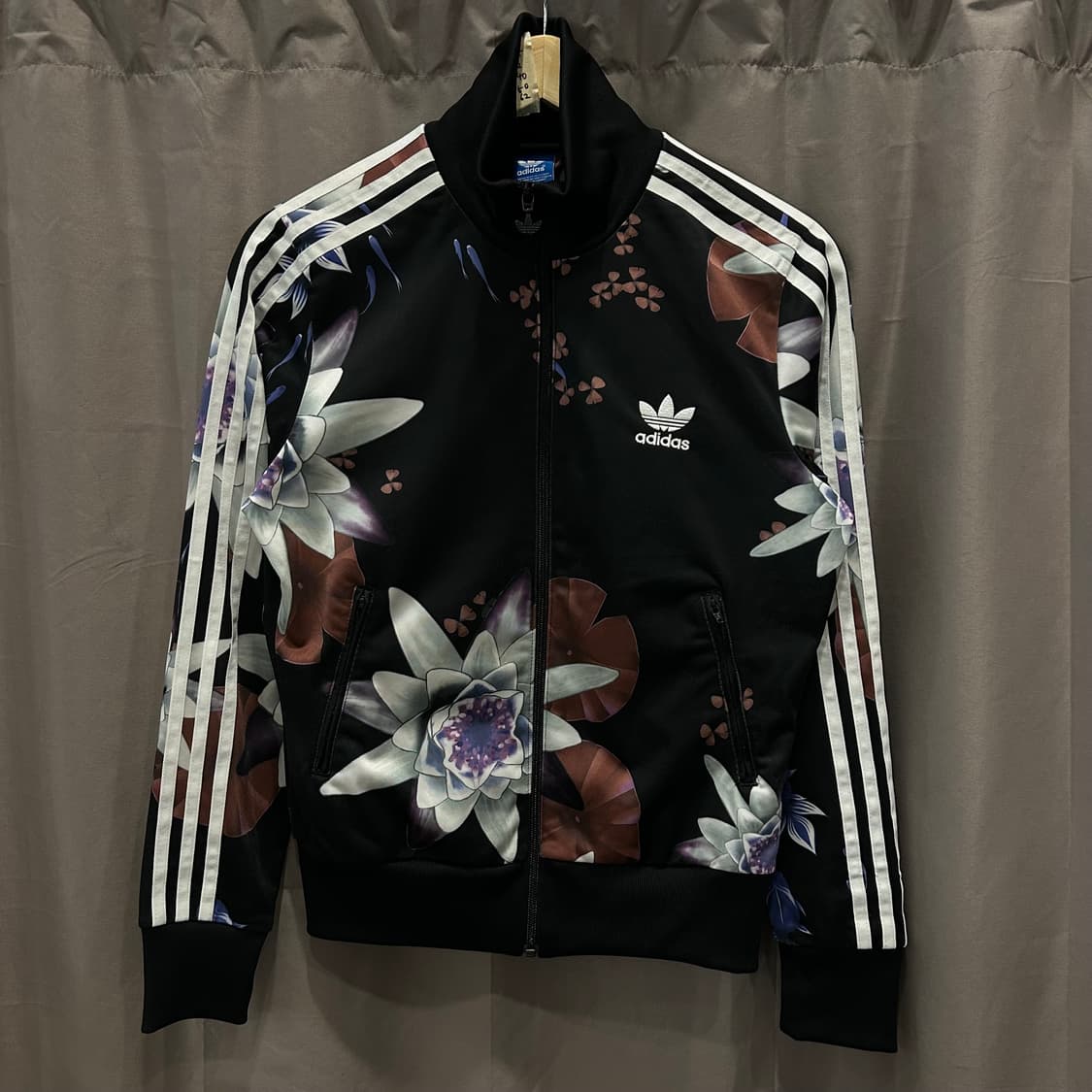 [95] 아디다스 파이어버드 플라워 빅로고 져지 집업 상품이미지1