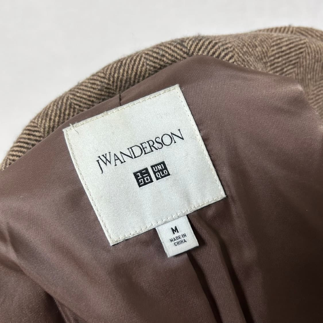 Uniqlo X JW Anderson Herringbone Coat 상품이미지9