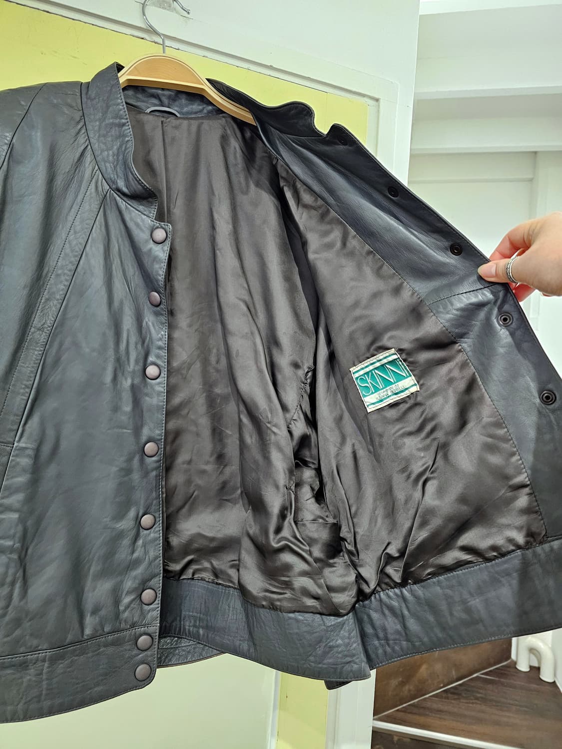 Skinni by Ileana Borelli 그레이 램스킨 숏자켓 상품이미지6