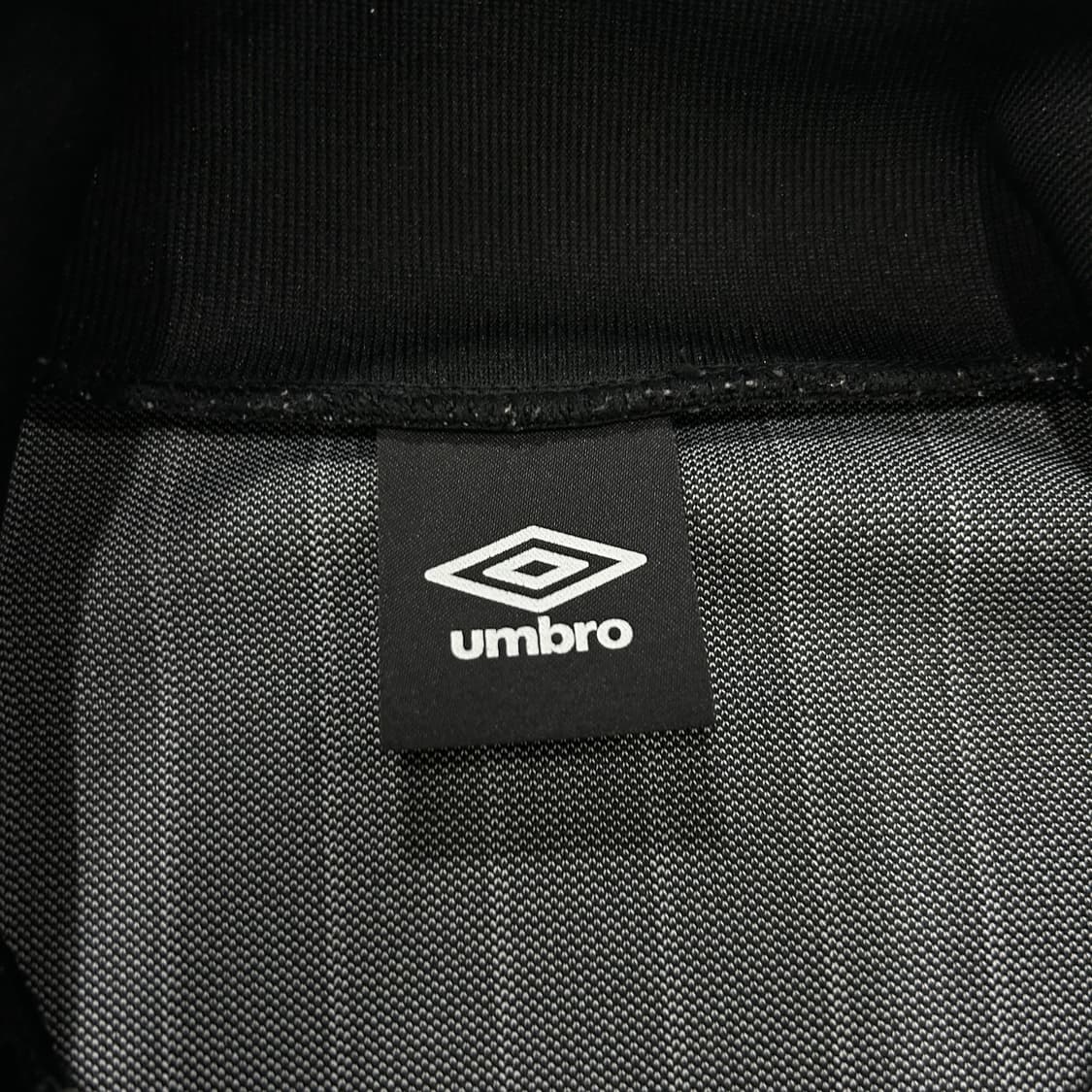 엄브로 감바오사카 스트라이프 트랙탑 m 상품이미지2