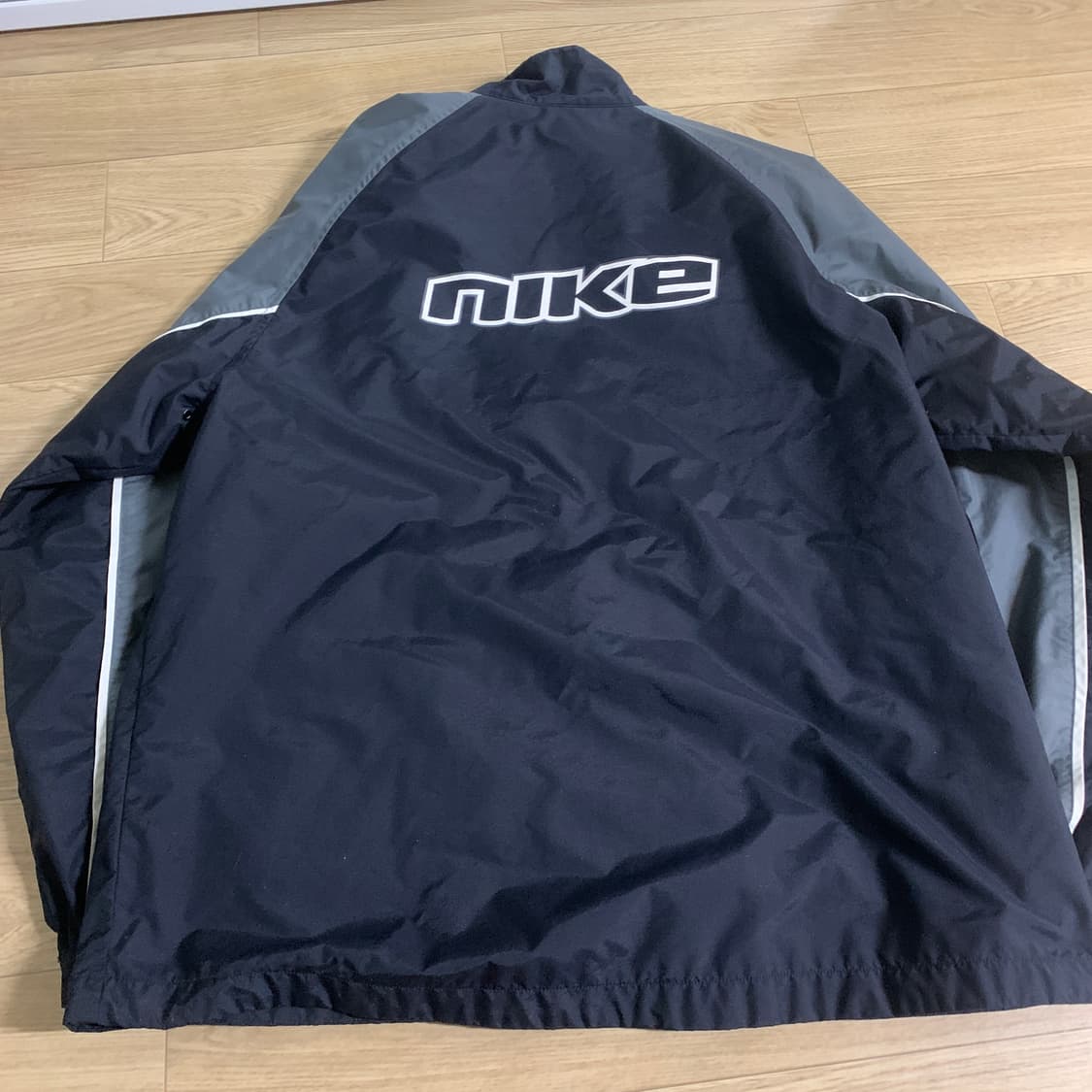 L) Nike 나이키 빈티지 배색 바람막이  상품이미지2