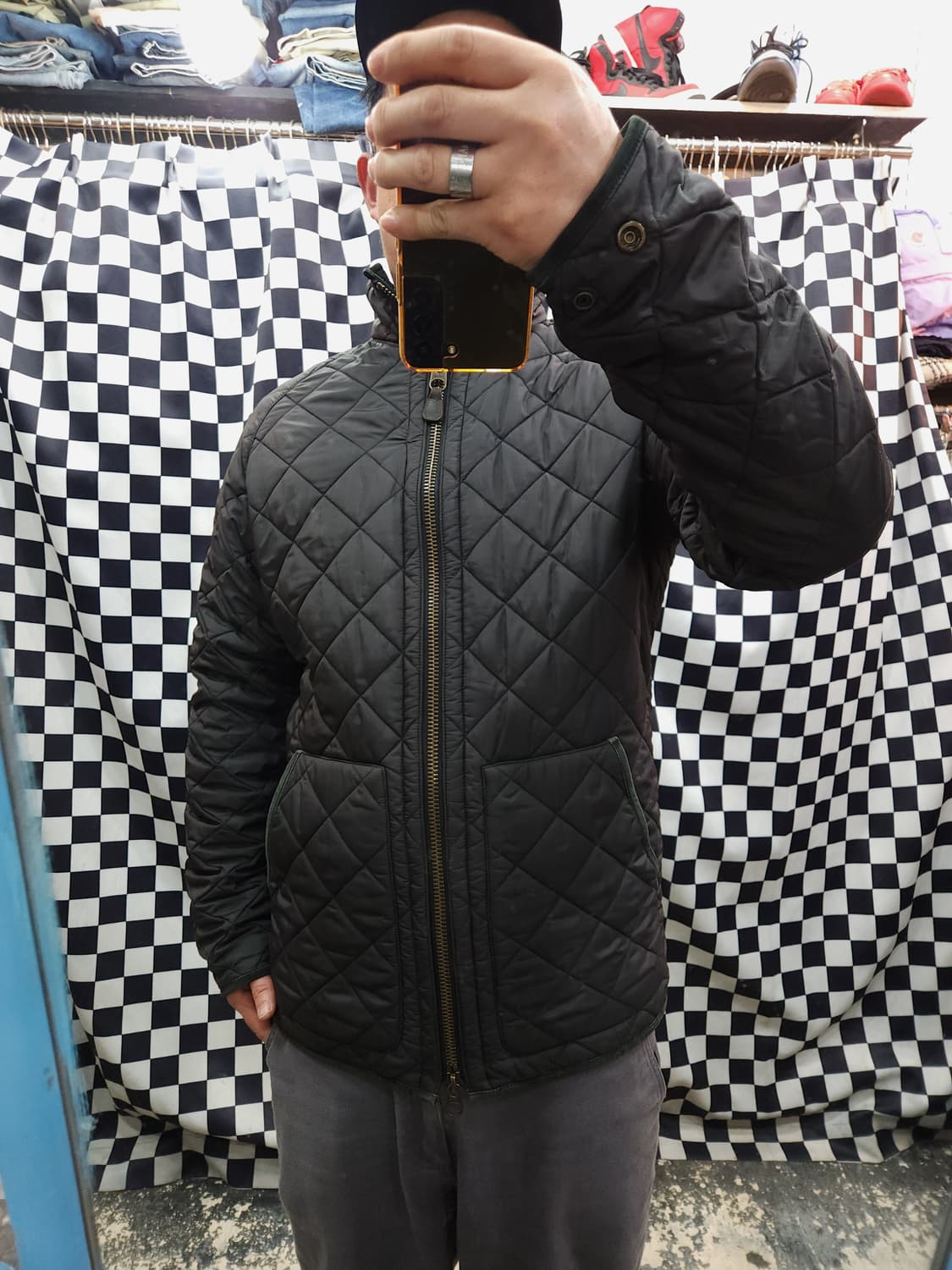 폴로 랄프로렌 블랙 다이아몬드 퀼팅 자켓

 상품이미지9