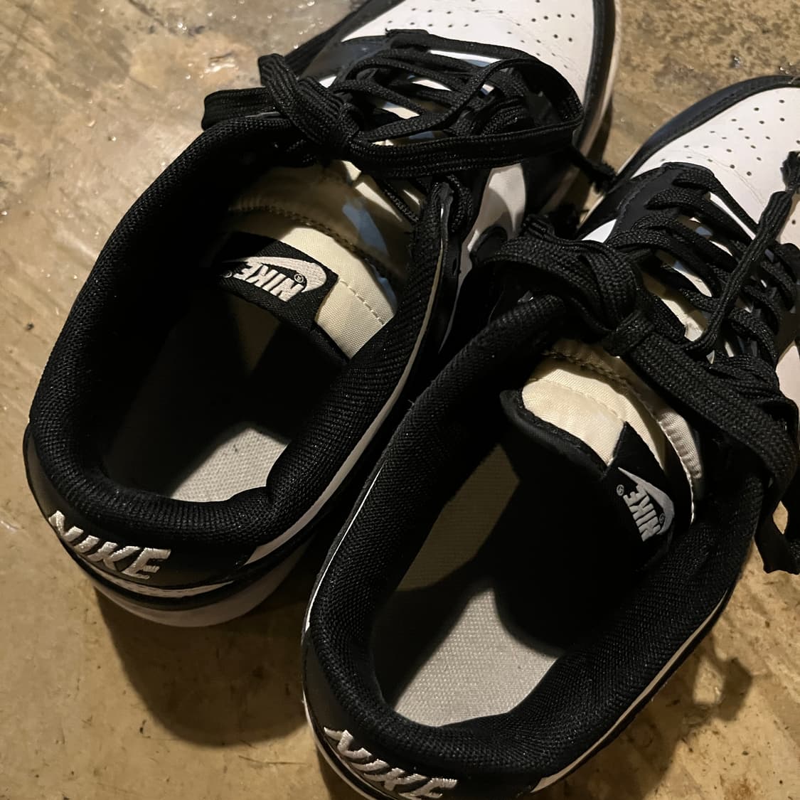 나이키 덩크 로우 검흰 상품이미지7