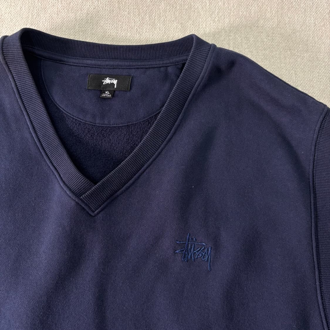 105 스투시 자수로고 스웻조끼 상품이미지2