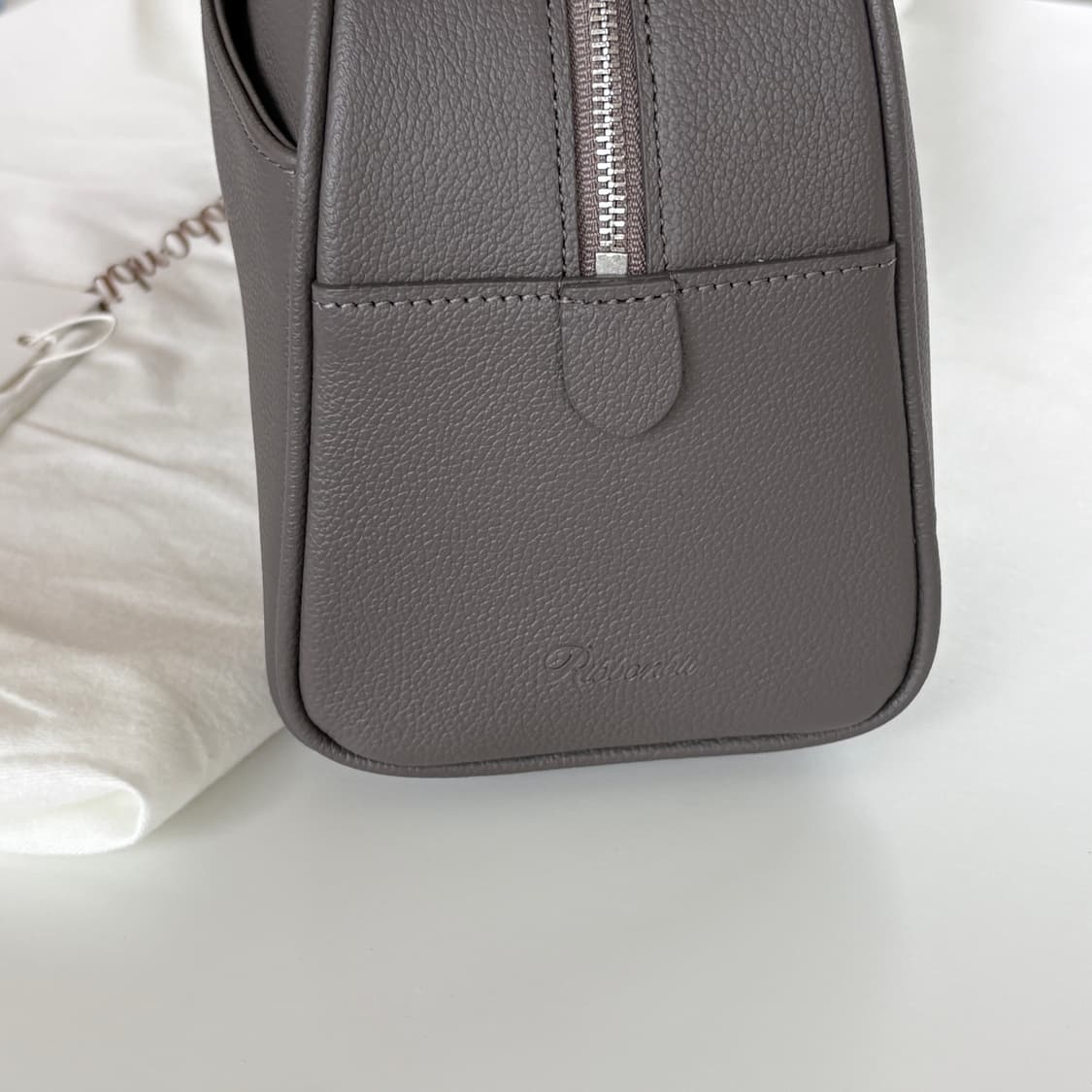 리본빛 Velora Shoulder Bag - Taupe Gray 상품이미지9