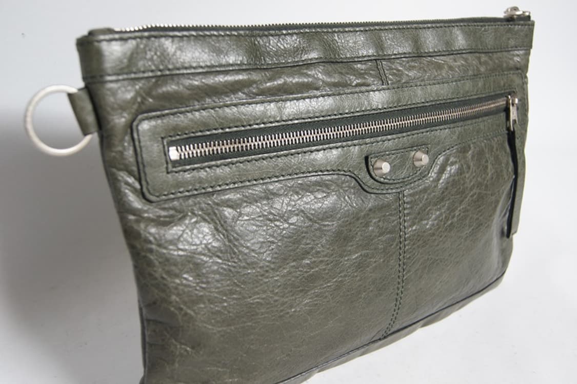 발렌시아가 멋스러운 가죽 클러치백 상품이미지2