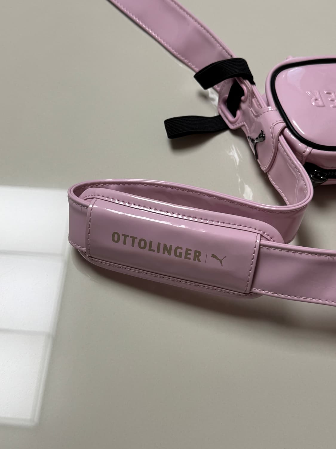 푸마 x 오토링거 레이서백 미니 핑크 레더 콜라보 가방 퓨마 puma 상품이미지5