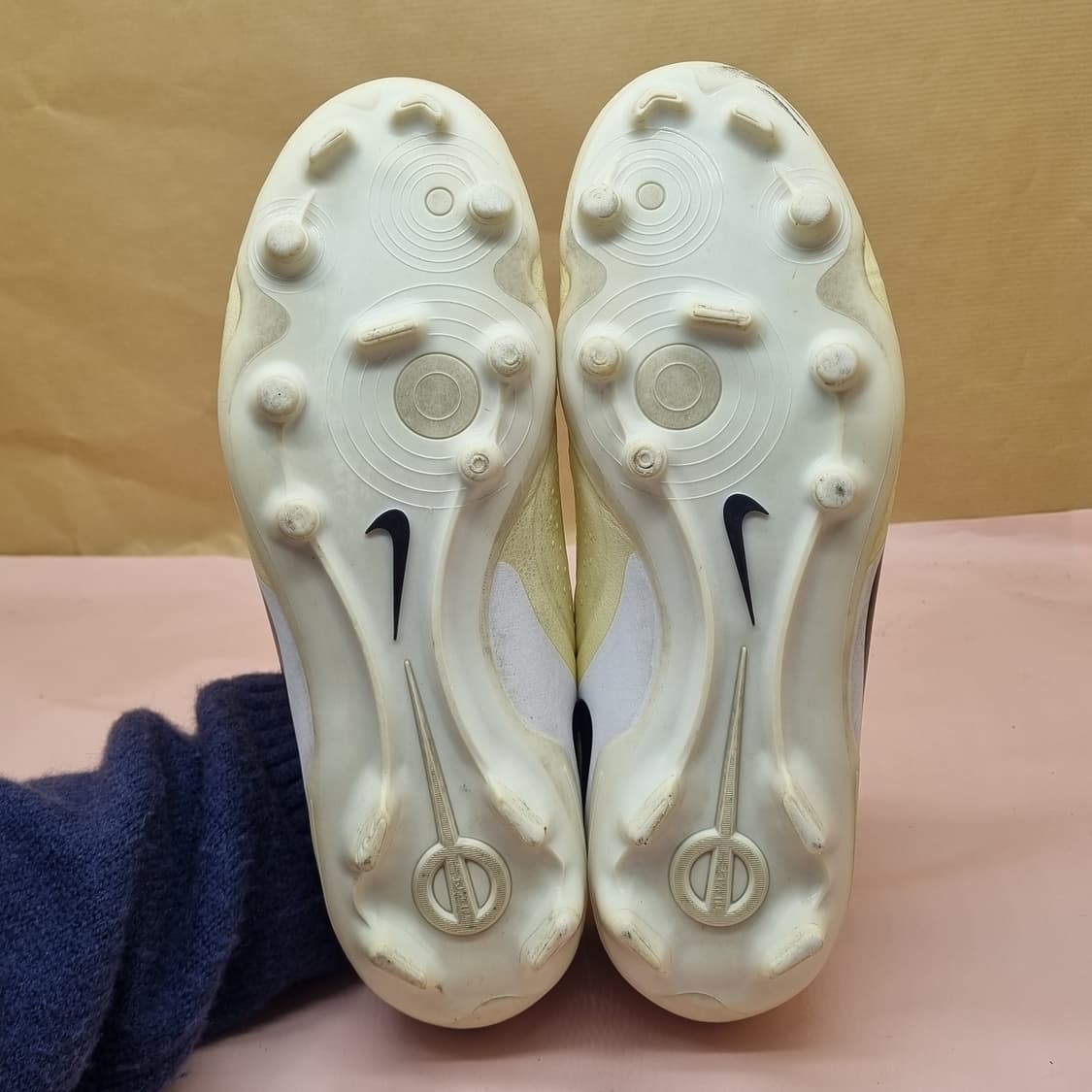 나이키 티엠포 레전드 10프로 축구화260 상품이미지3