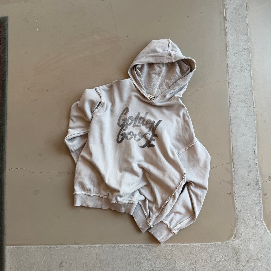 골든 구스 디스트레스드 컷오프 후드 상품이미지1