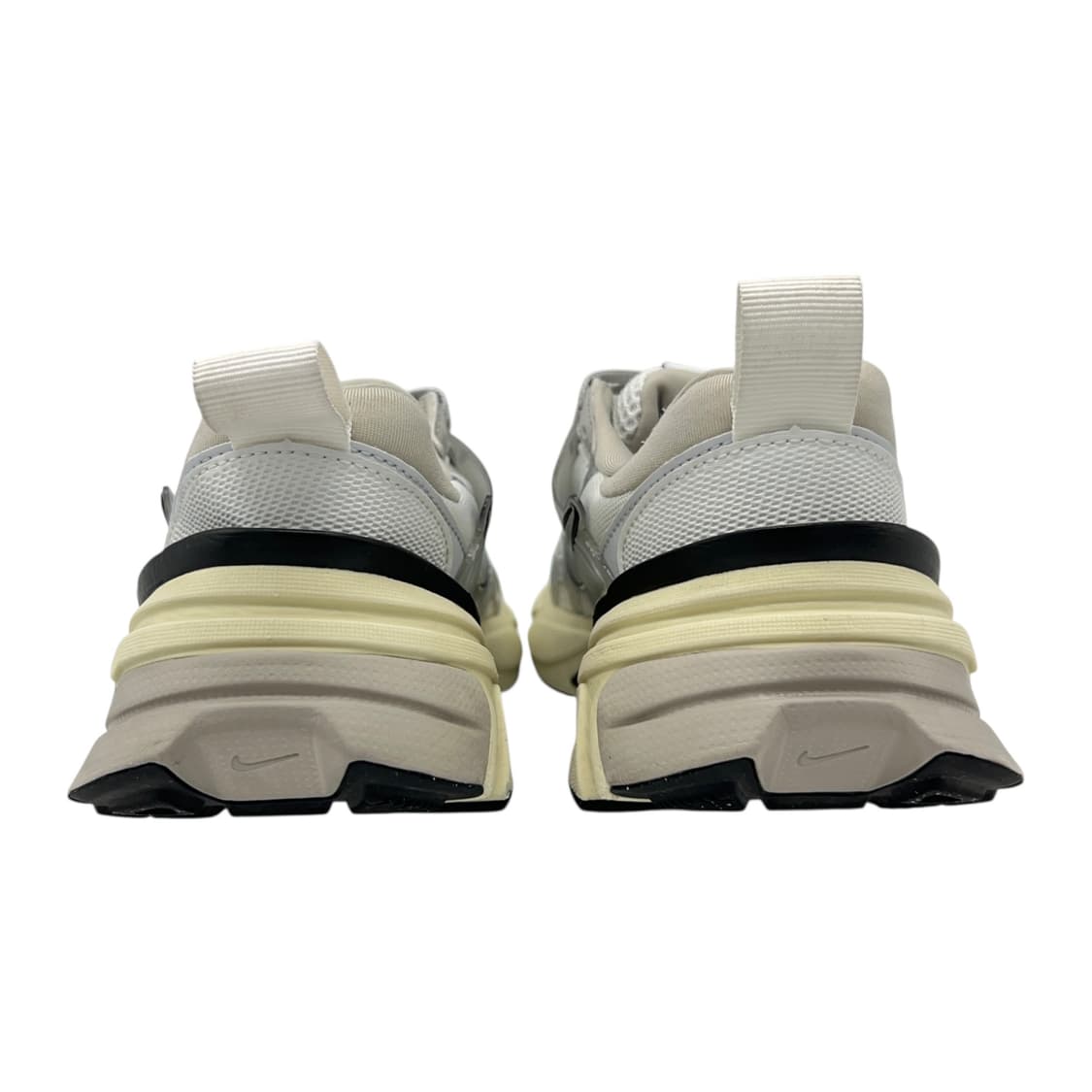 240 나이키 V2K 런 서밋 화이트 메탈릭 실버 상품이미지5