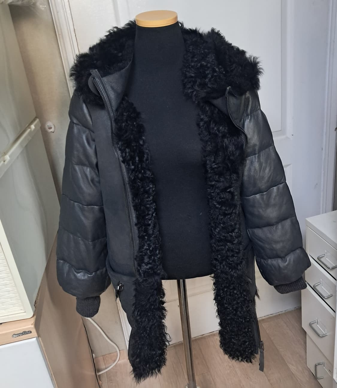 KUHO 구호 가죽 리얼 양털퍼 패딩 무스탕 55~날씬66 상품이미지1