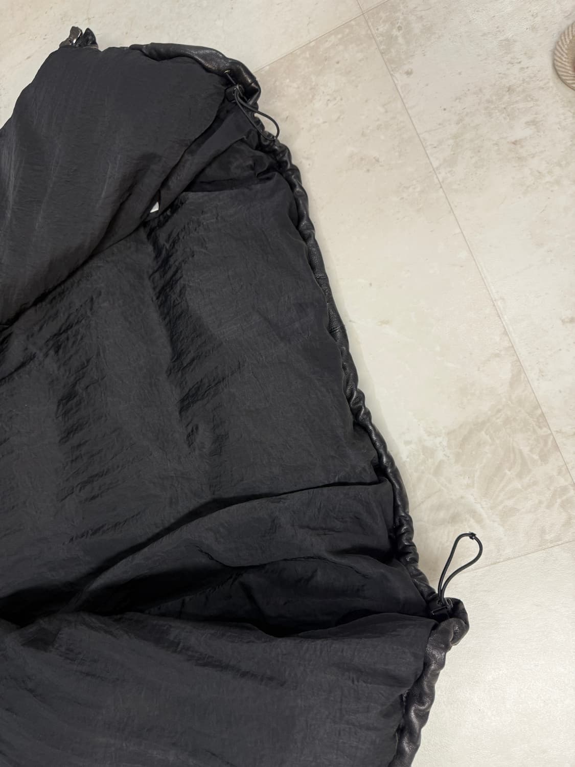 블랙아웃 레더 푸퍼 XL 상품이미지9