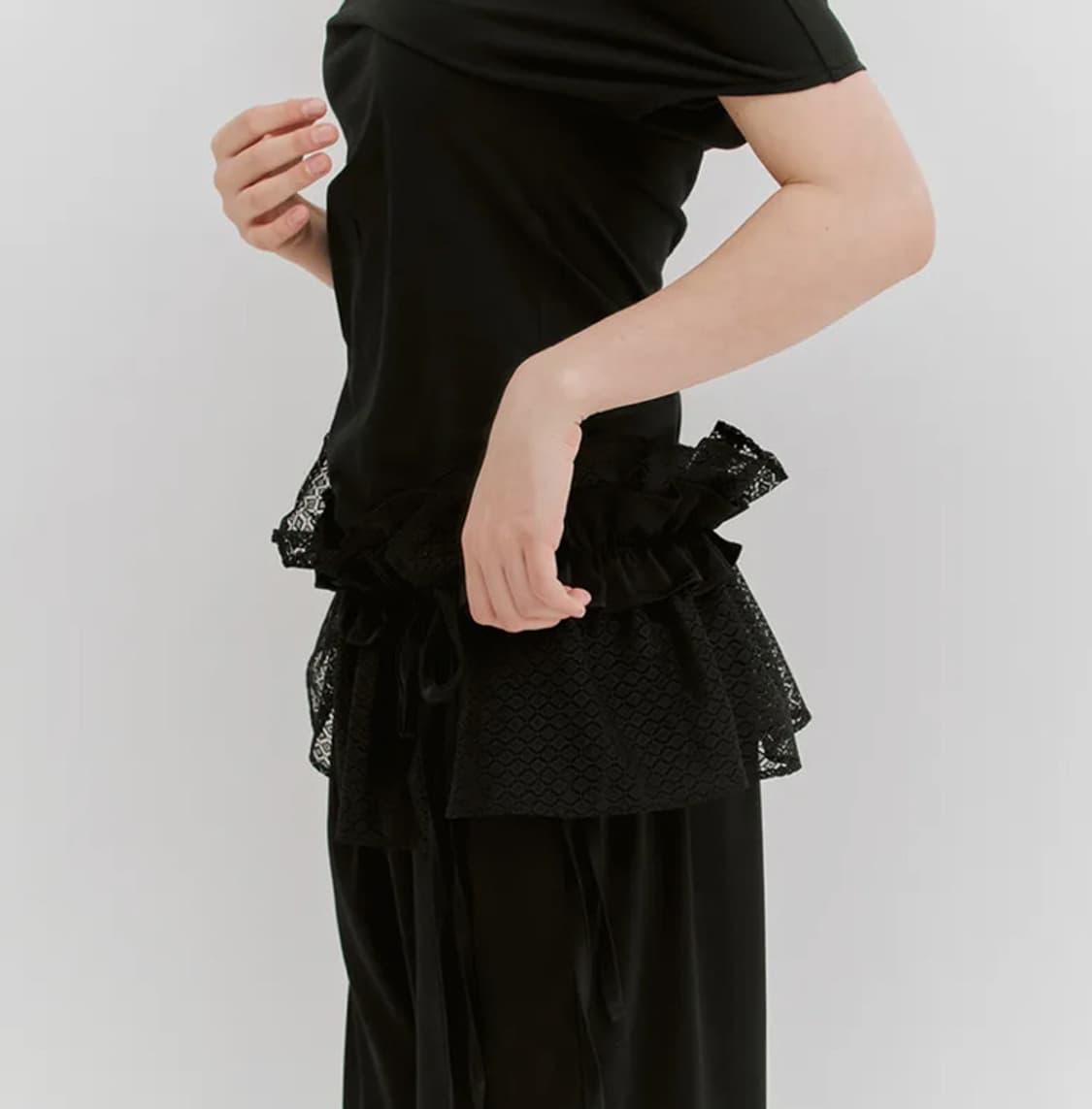 민더리 레이스 셔링 스커트 블랙 상품이미지1