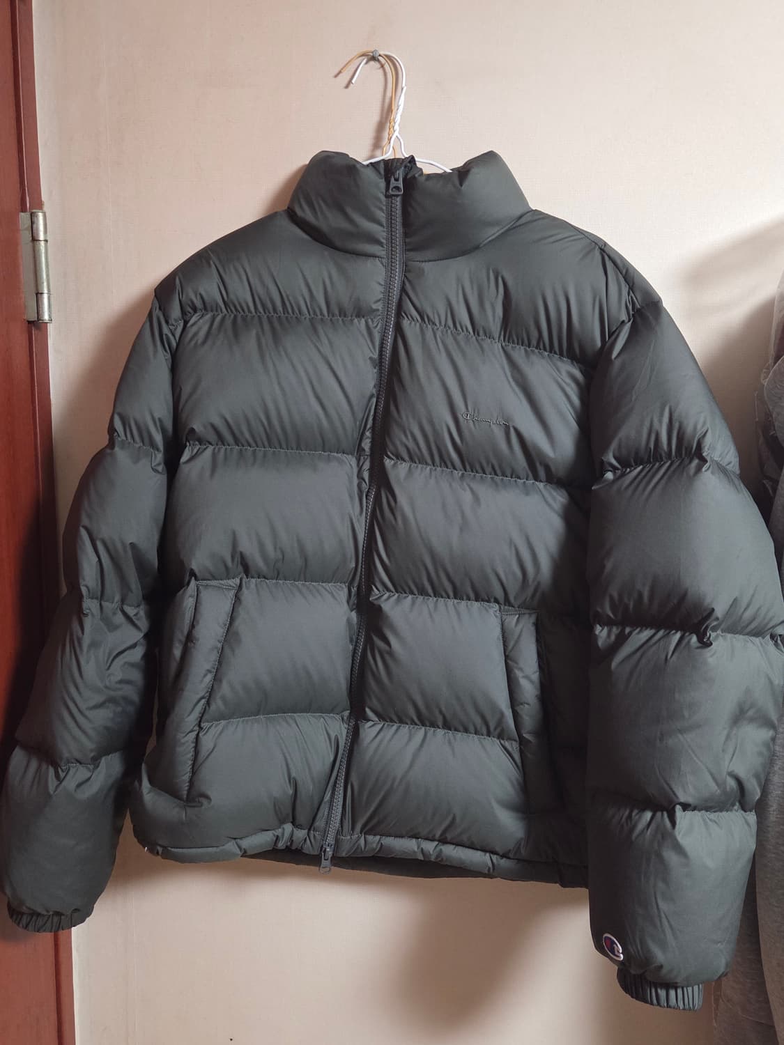 챔피온 2WAY 푸퍼 다운 재킷 카키 S 상품이미지4