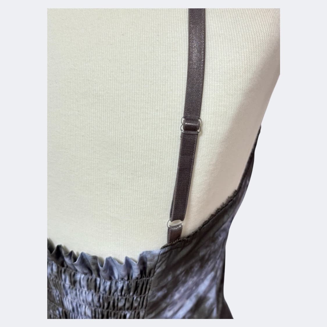 러닝하이 레이스 포인트 타이다이 미니 원피스 블루 차콜 상품이미지4