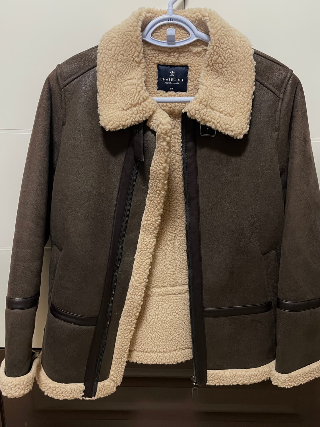 [새상품] 체이스컬트 무스탕 상품이미지1