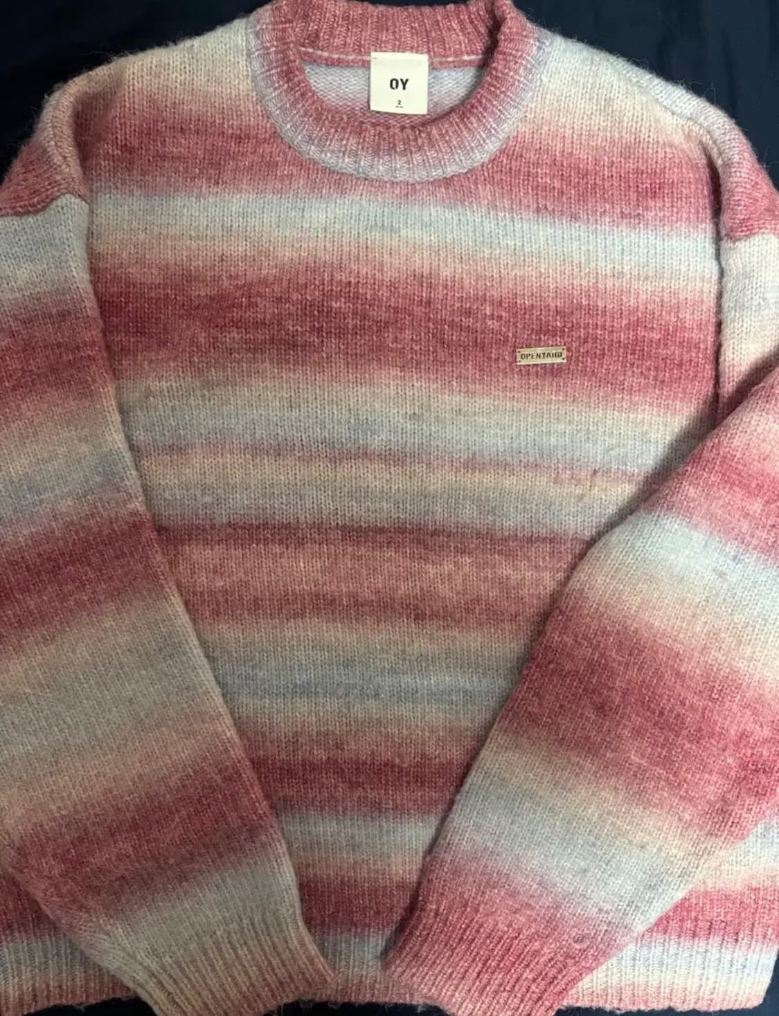 오와이 헤어리 그라디언트 스트라이프드 니트 레드 상품이미지2