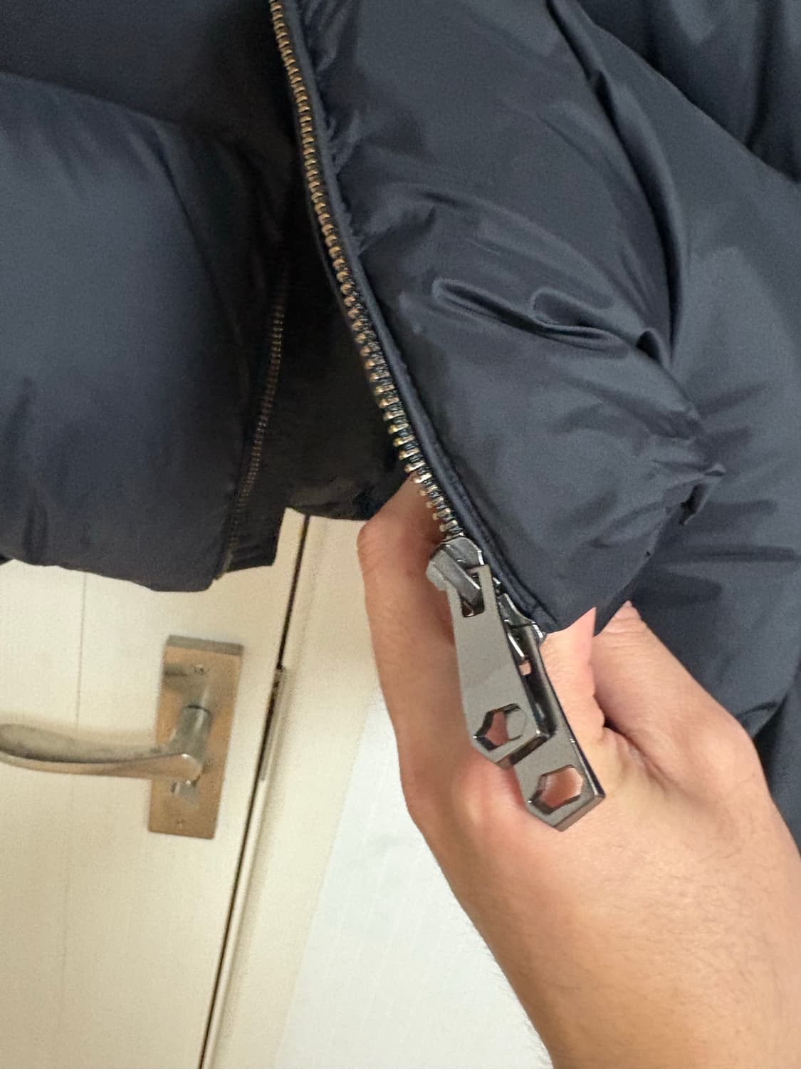 아더에러 패딩 xl 상품이미지5