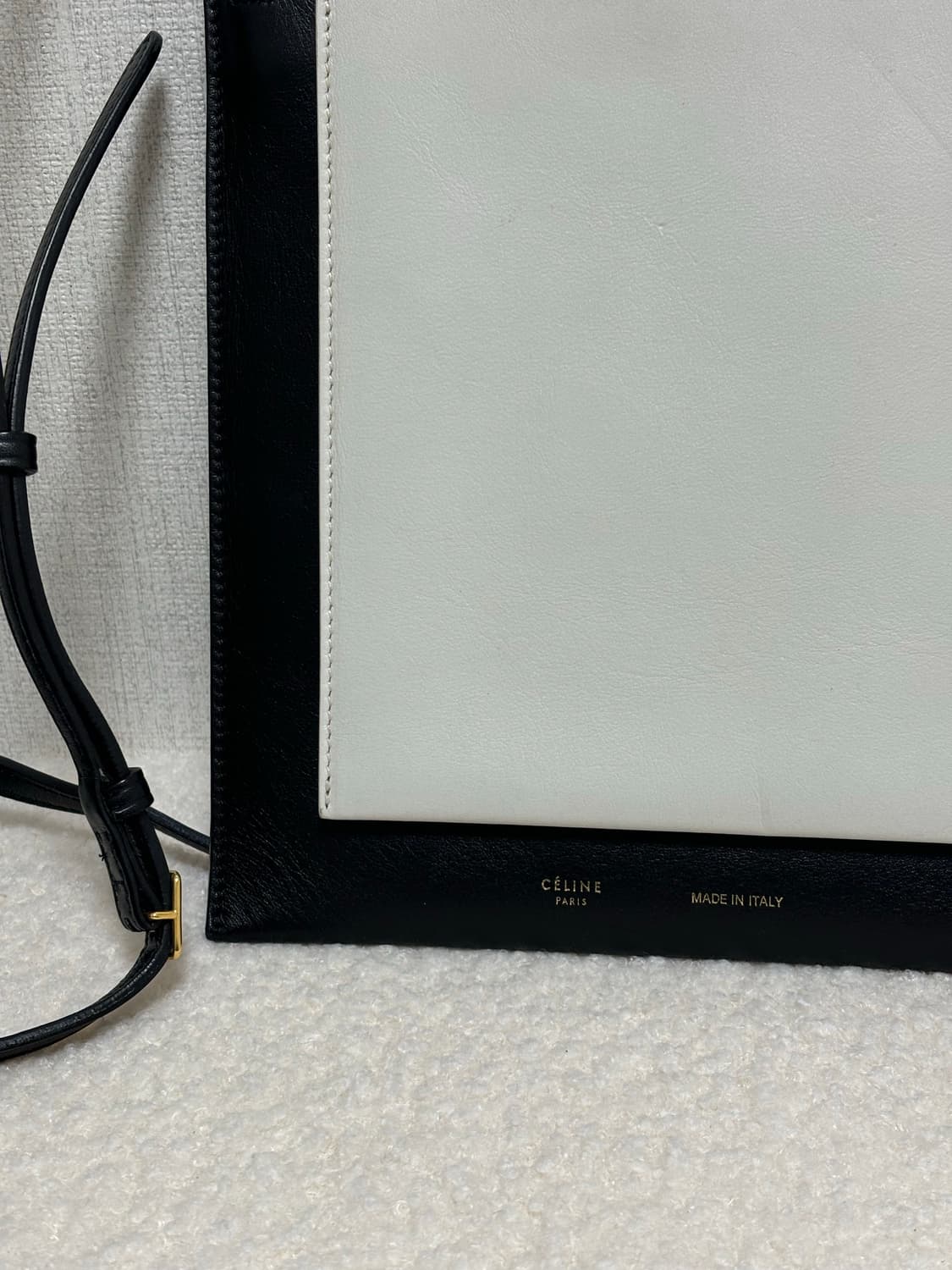 정품 셀린느 미니 크로스백 상품이미지1