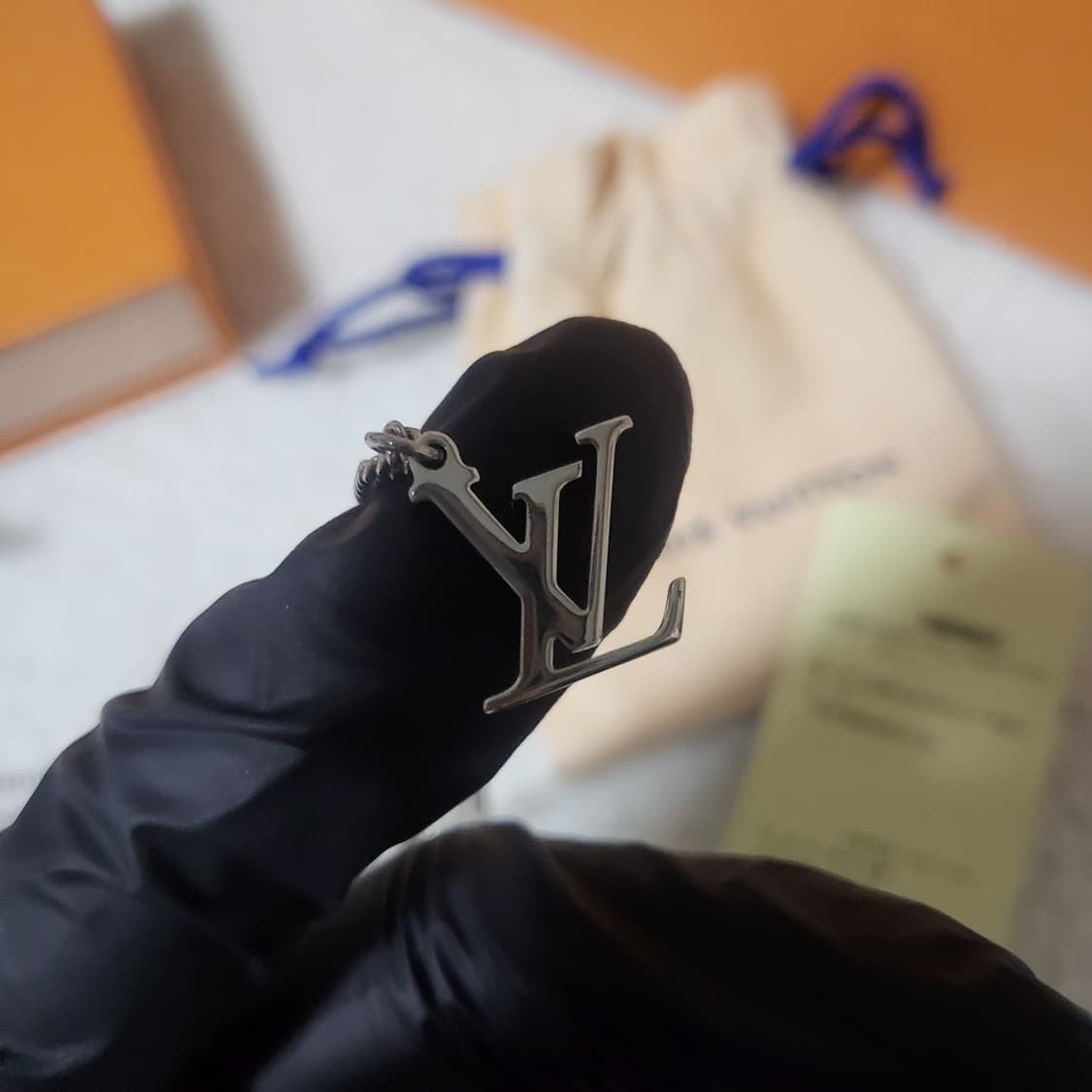 [새상품급/풀구성] 루이비통 이클립스 참스 목걸이 상품이미지4