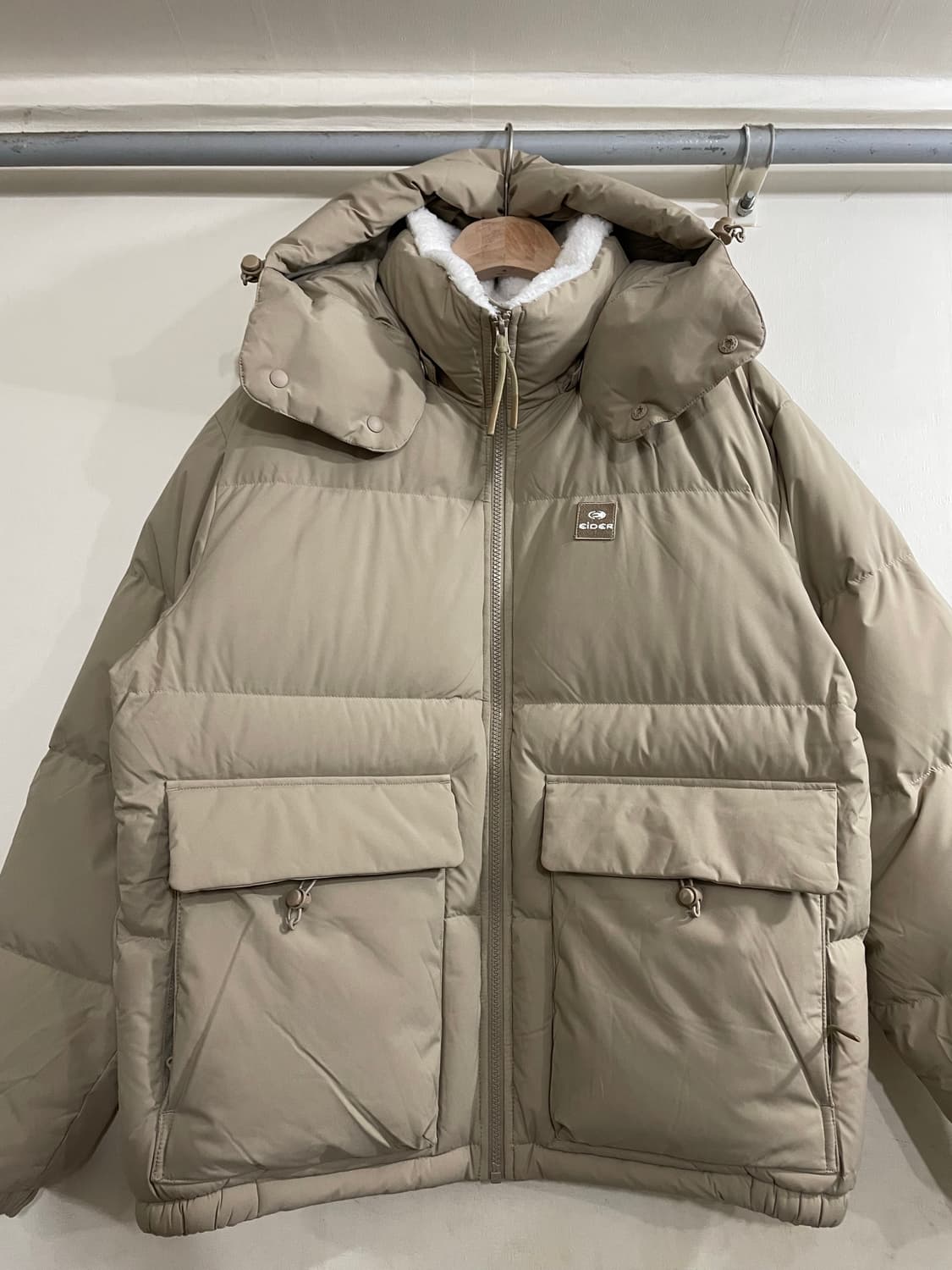 아이더 원더러 구스 다운 패딩 점퍼 베이지 남녀공용 상품이미지3