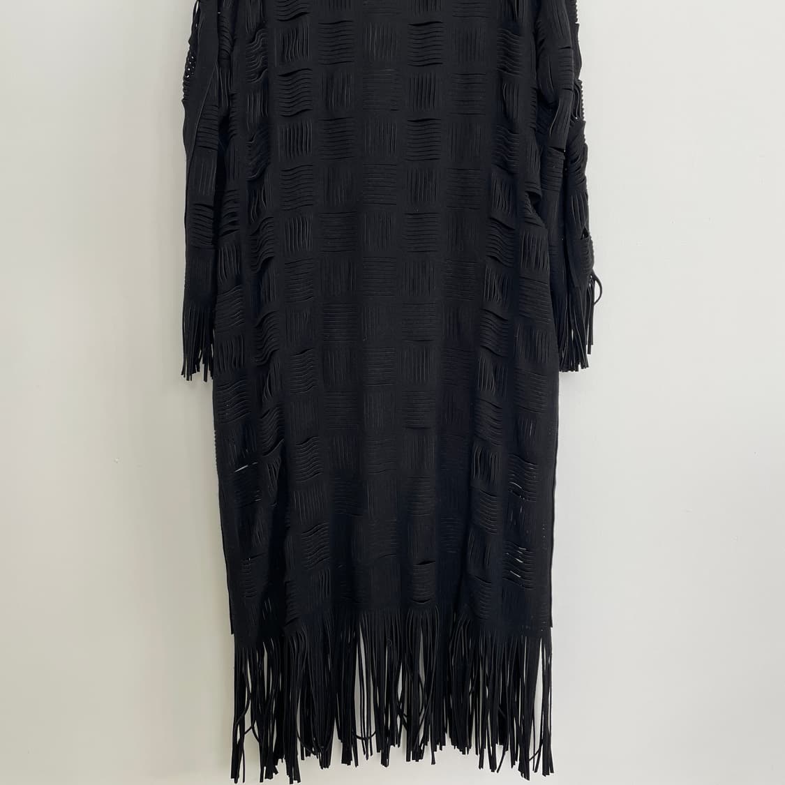 파스칼 레이저 커팅 프린지 롱 코트 상품이미지6