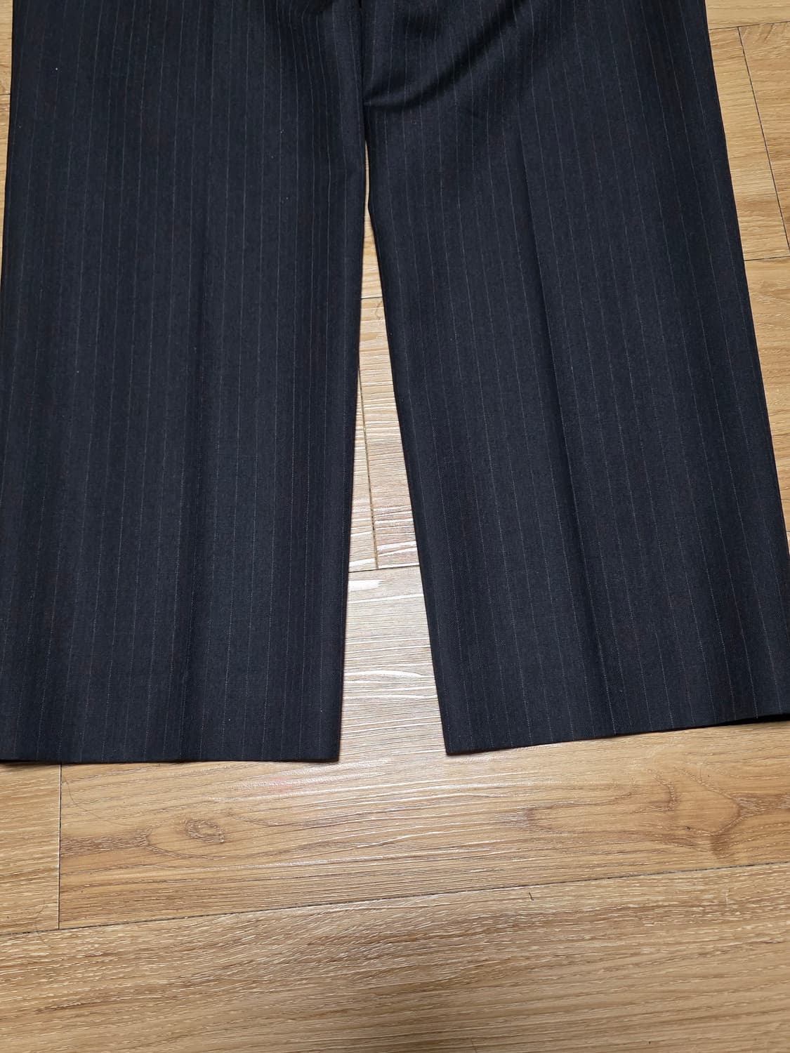 6size택포40만)25FW오라리 블루페이스울 투턱슬랙스 차콜스트라이프 상품이미지8