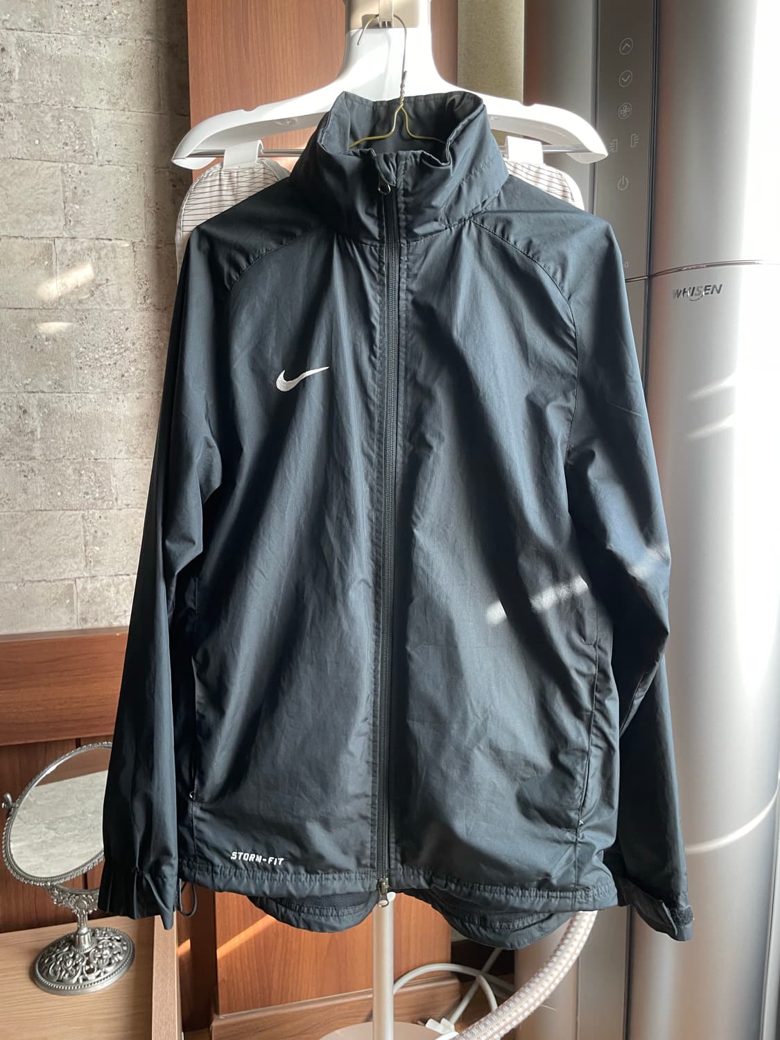 나이키 바람막이 상품이미지1