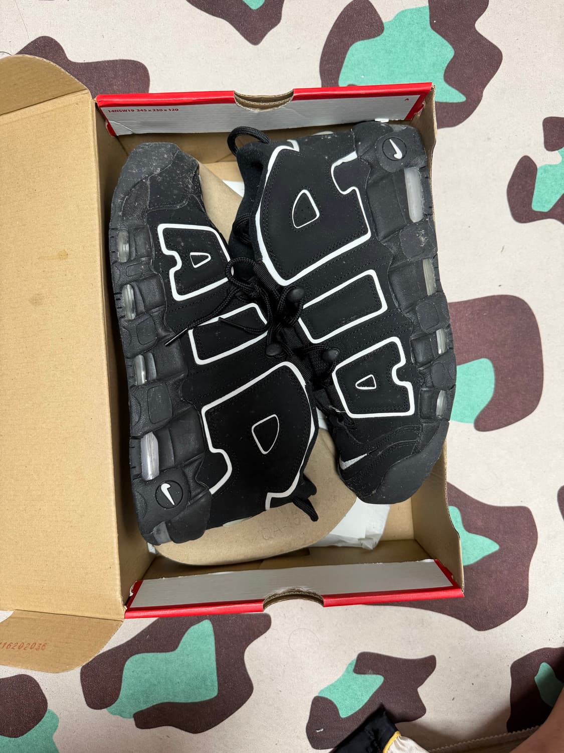 나이키 업템포 상품이미지2