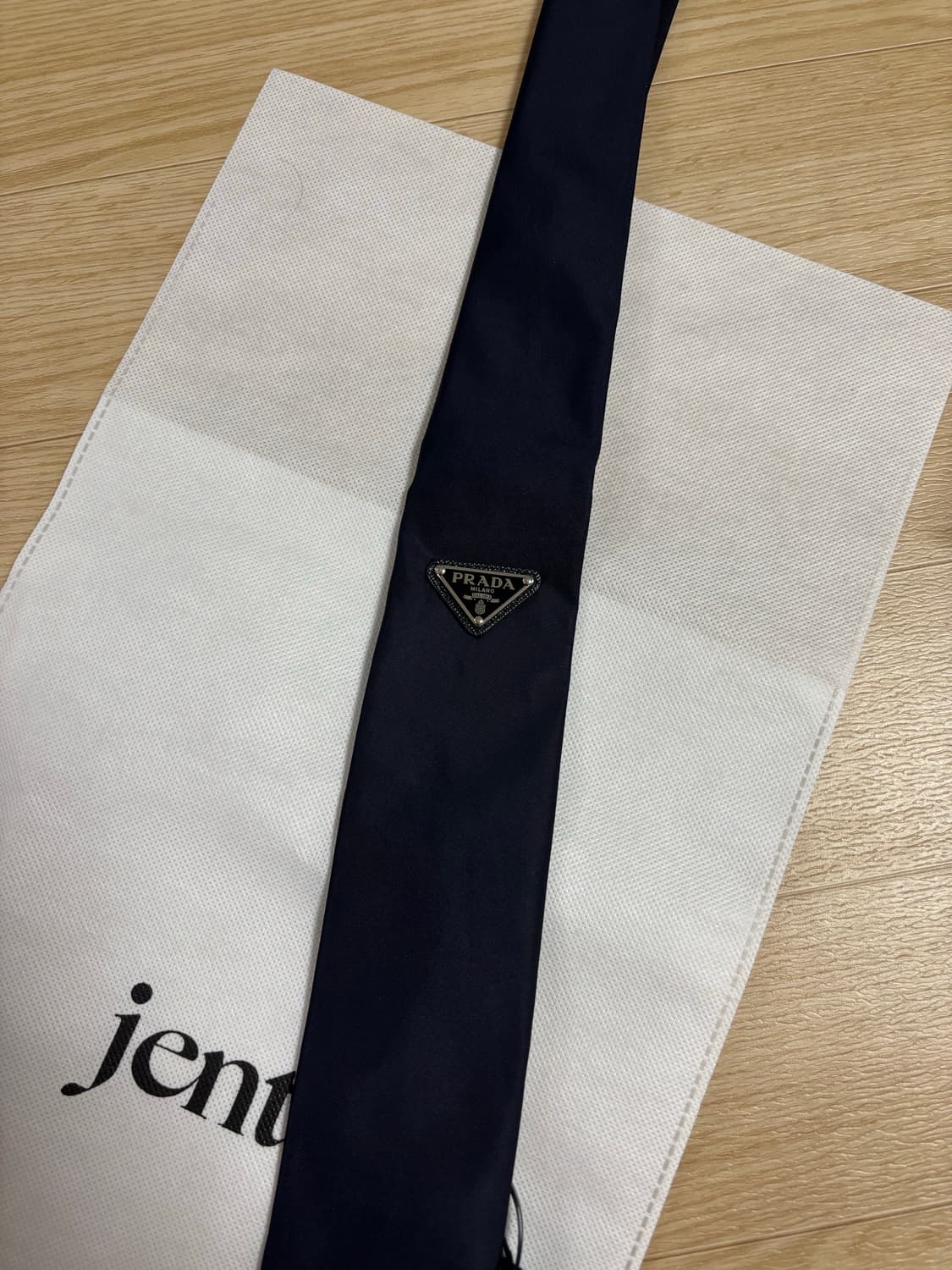 프라다 넥타이 UCR771WQ8 F0SVF 새상품 상품이미지2