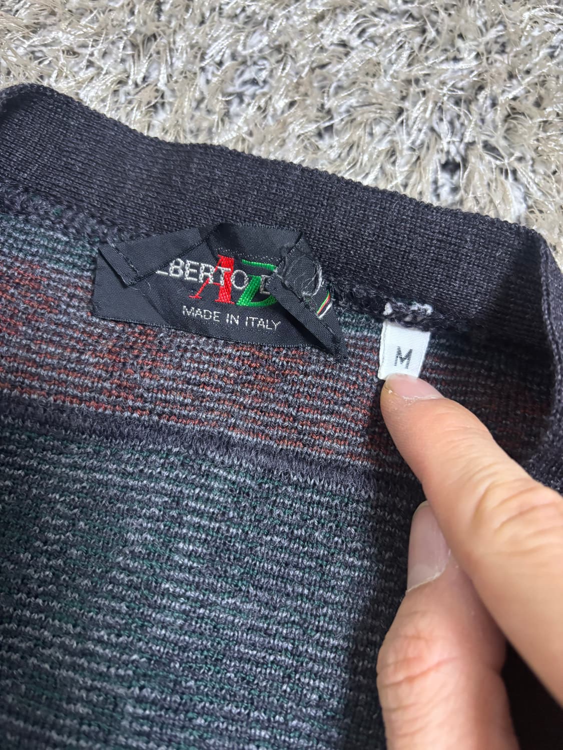 이태리제 울 가디건 사이즈 105 상품이미지4