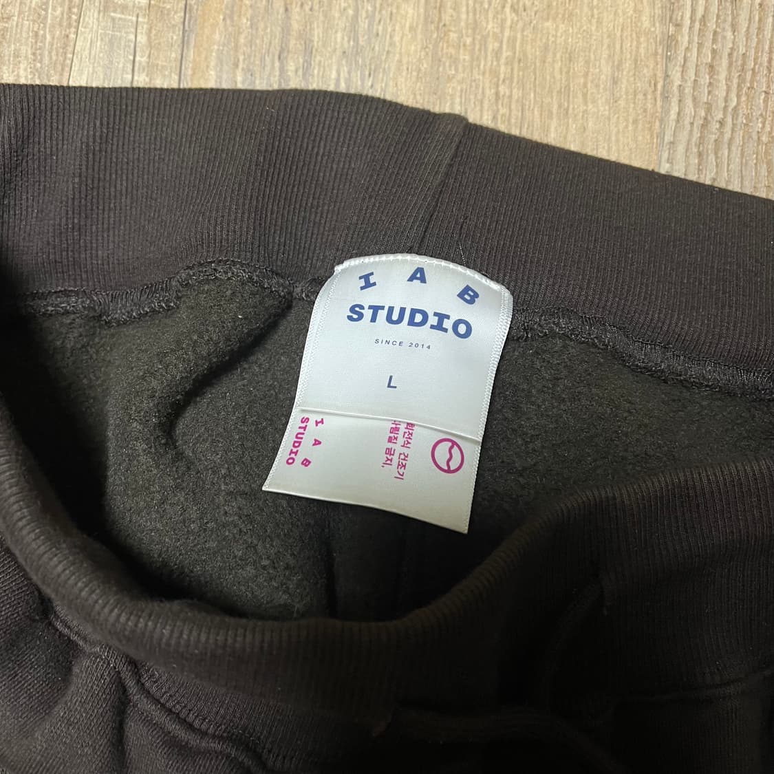 아이앱스튜디오 스웨트팬츠 브라운 상품이미지3