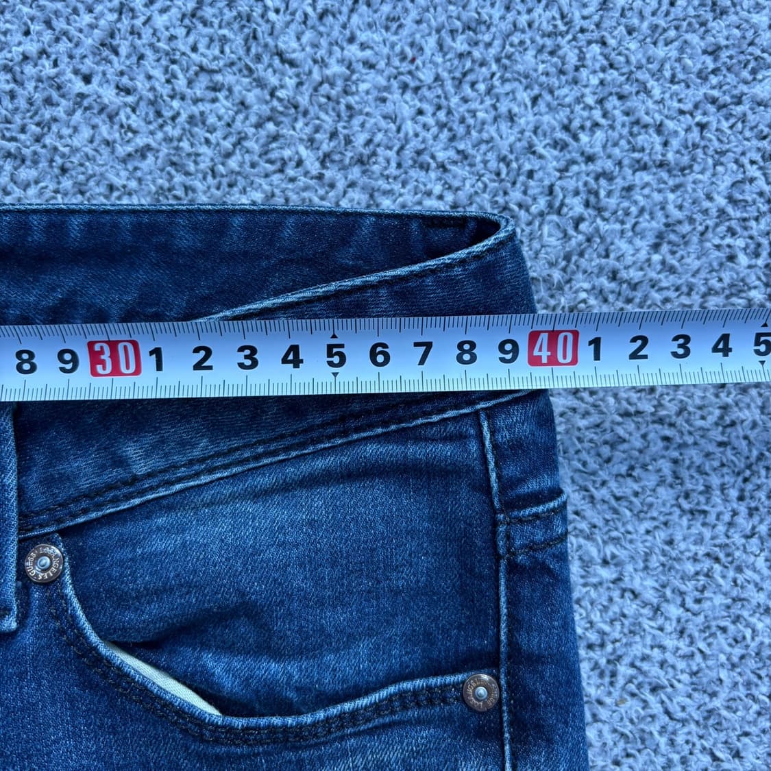 28 게스 워싱 중청 데님 팬츠 0526J 상품이미지7