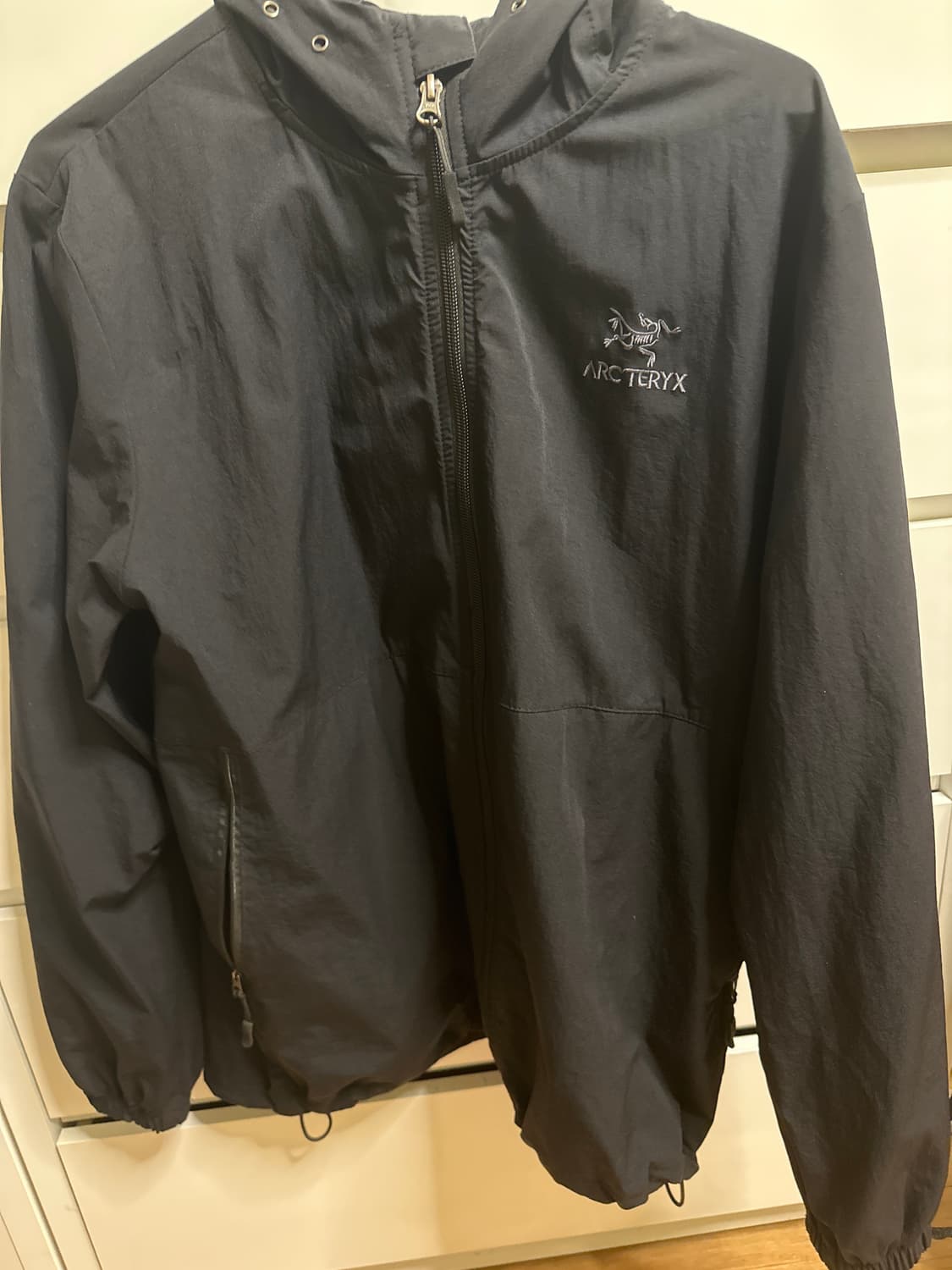 아크테릭스 바람막이xl 상품이미지1