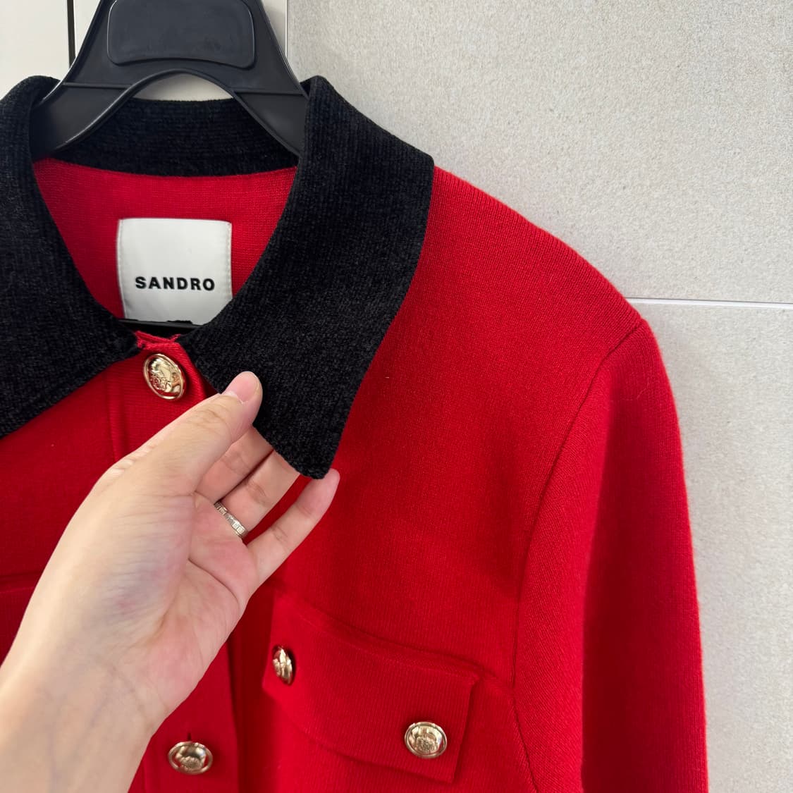 Sandro 산드로 레드 버튼 가디건 상품이미지4