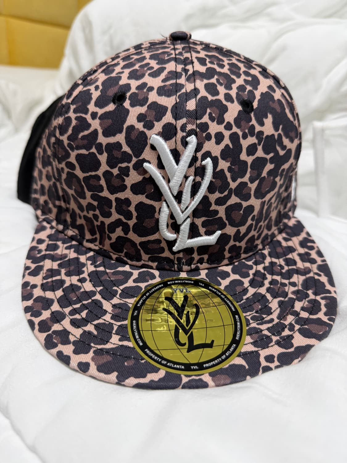 YVL LEOPARD 상품이미지1