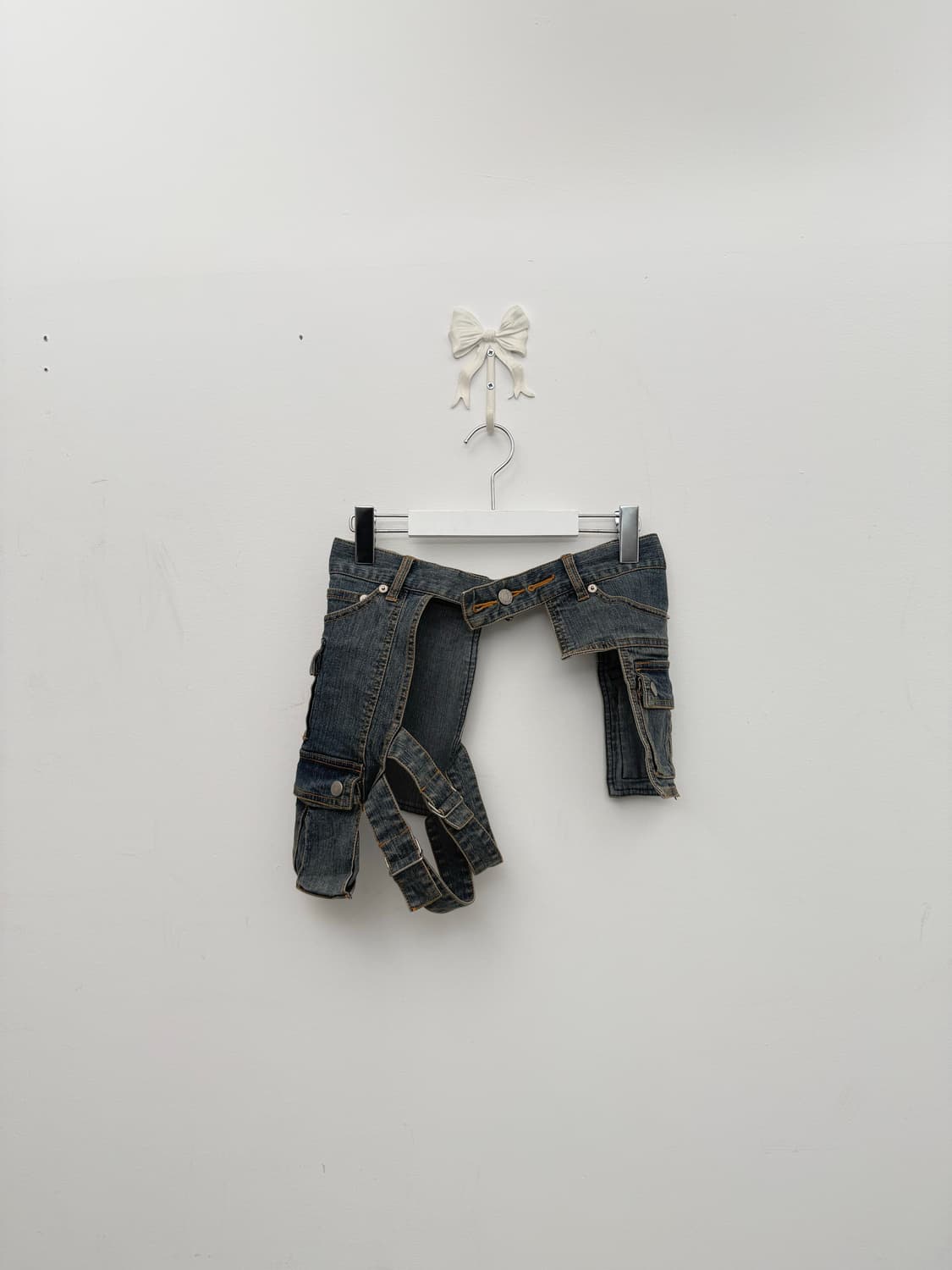 데님 벨트 레그 하네스 스커트 상품이미지4