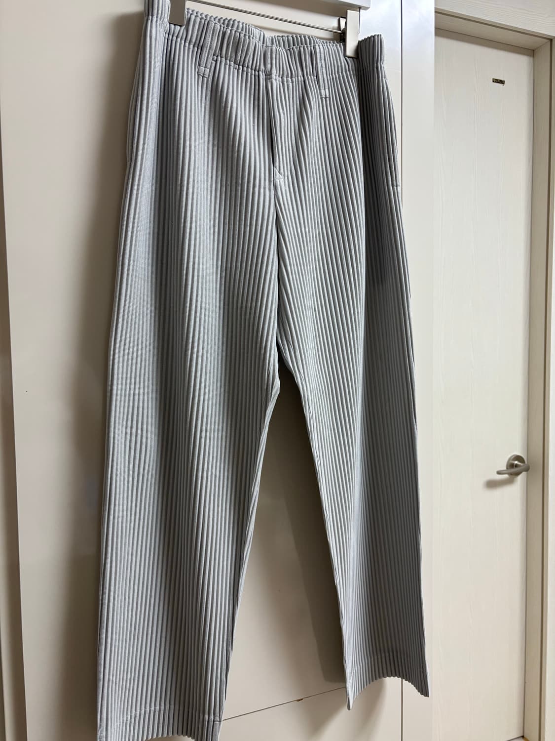 [2] 이세이미야케 옴므플리세 JF450 팬츠 그레이 상품이미지1