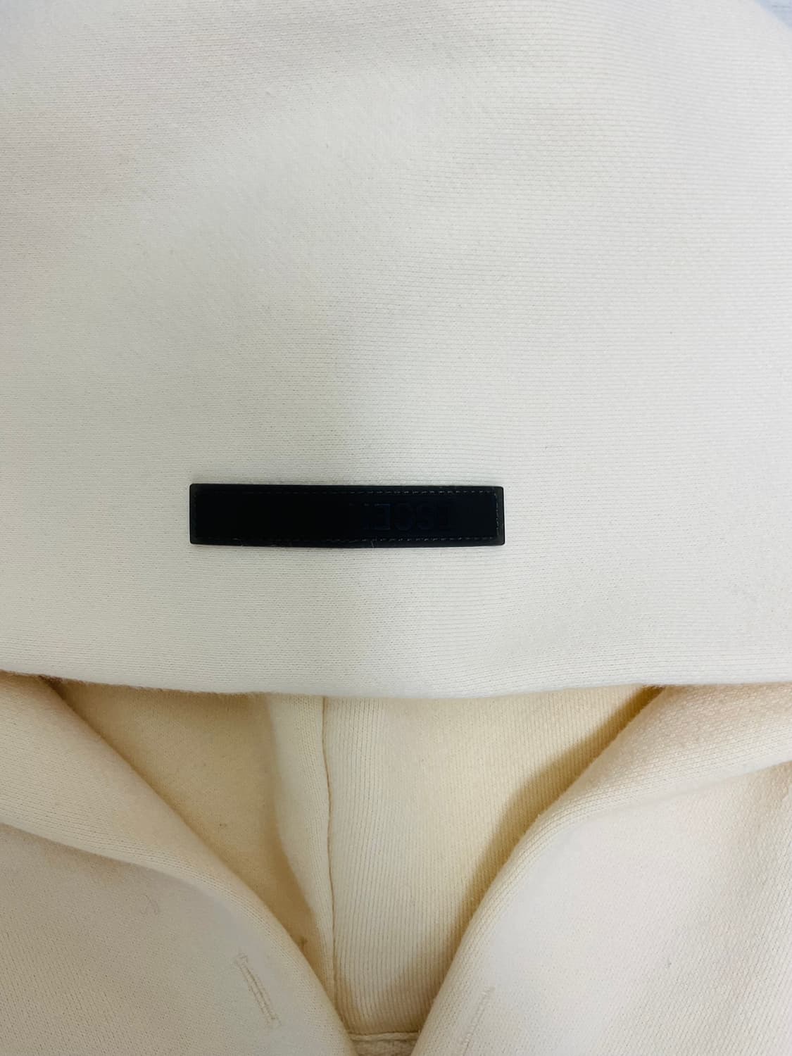 에센셜 피어오브갓 백로고 후드티 상품이미지3