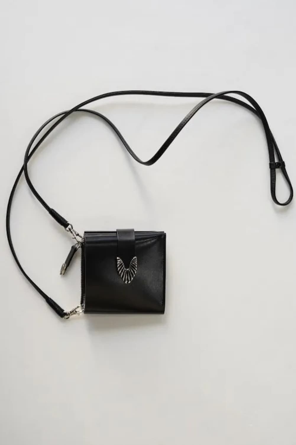 토가 레더 숄더 월렛 블랙 상품이미지1