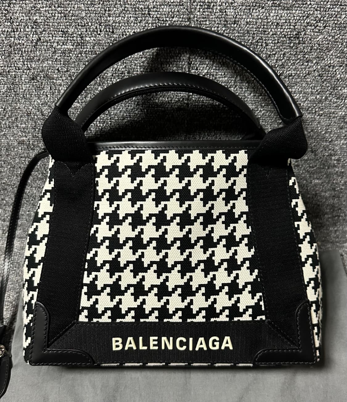 발렌시아가 토트백  상품이미지2