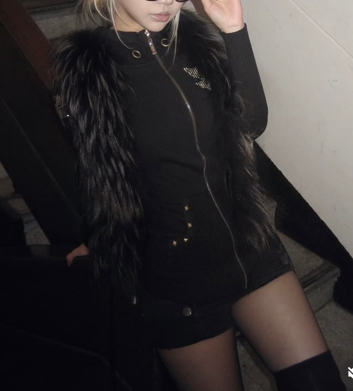 노드네피아 y2k 펀칭 니트 집업 상품이미지2