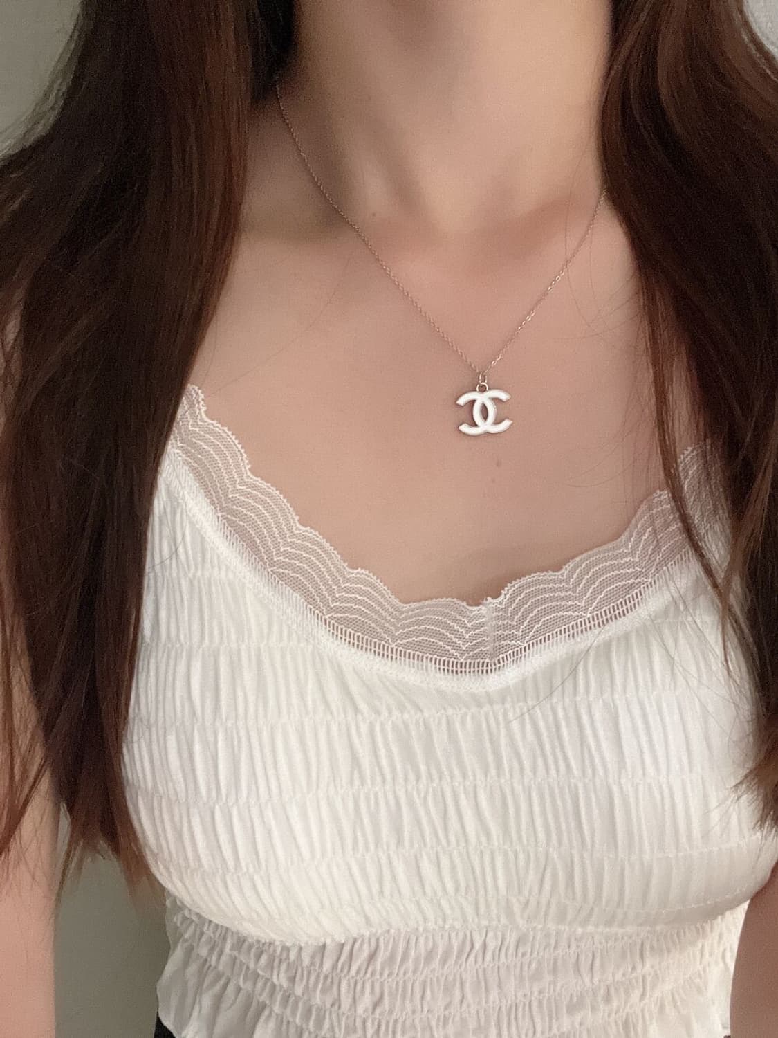 샤넬 빅 로고 에폭시 목걸이 상품이미지7