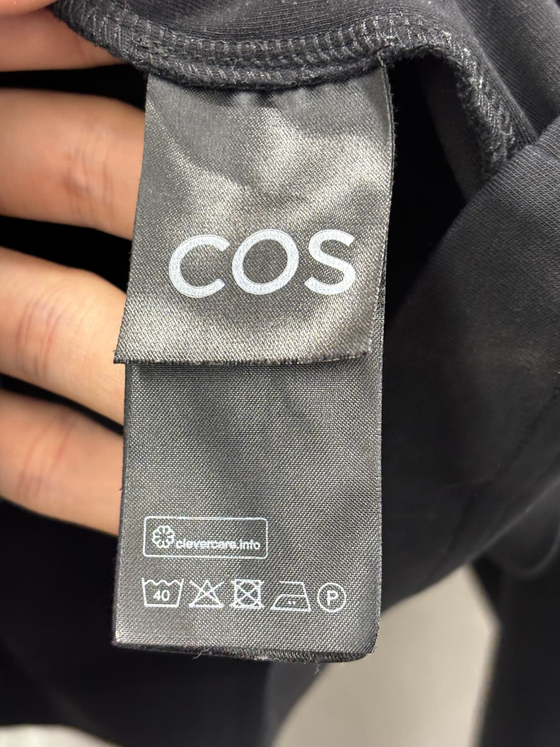 COS 블랙 롱슬리브 티셔츠 M 상품이미지5