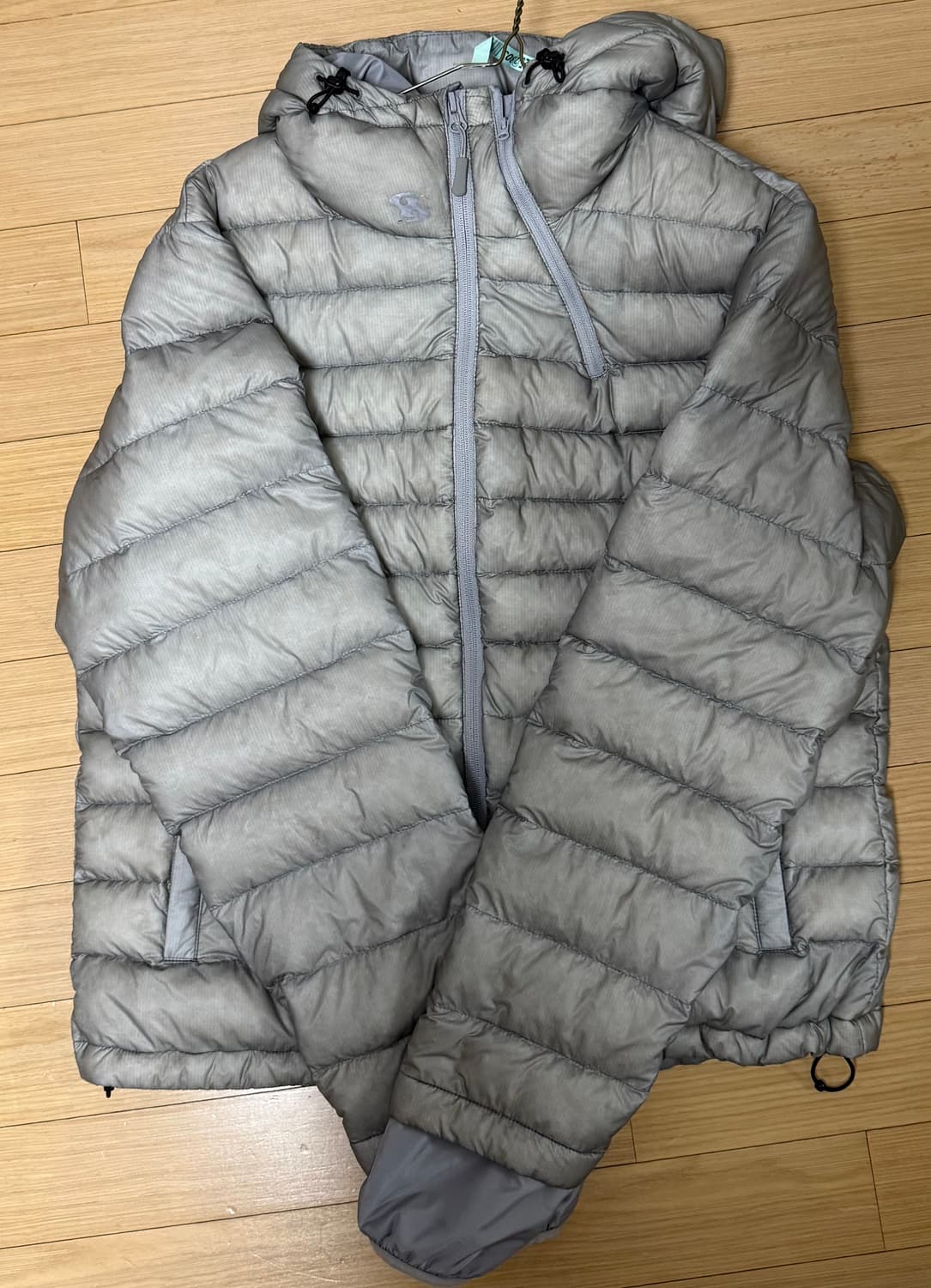 산산기어 24FW 서픽스 푸퍼 자켓 그레이 1사이즈 상품이미지1