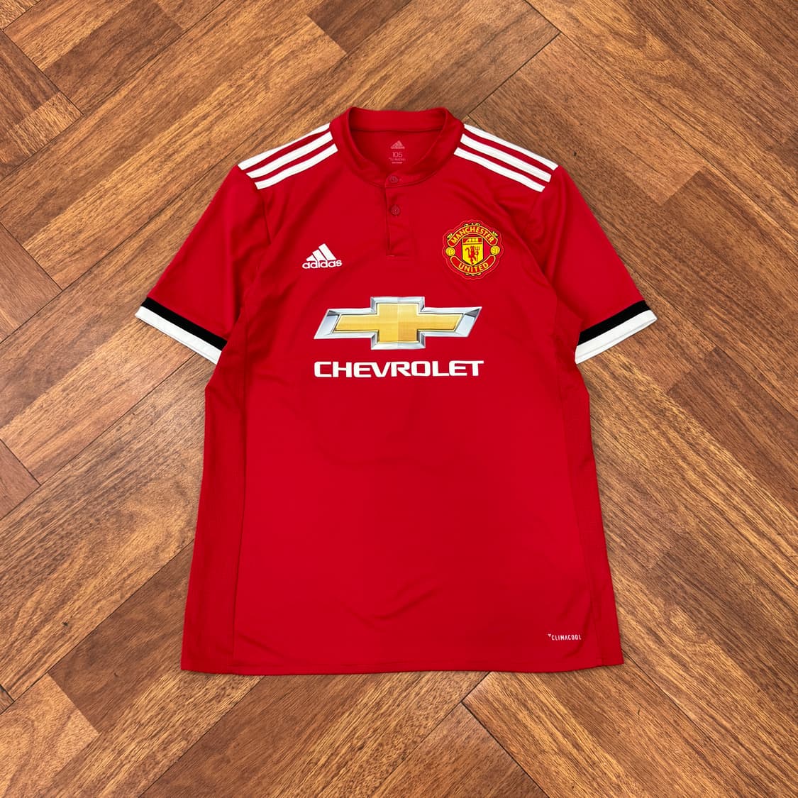 105 아디다스 맨체스터유나이티드 맨유 17-18시즌 홈 유니폼(즐라탄) 상품이미지1