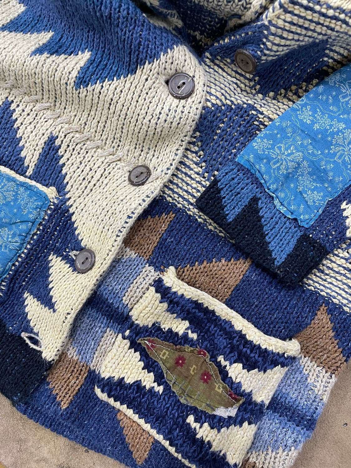 폴로(DS)/네이비패치 니트가디건(S) 상품이미지4