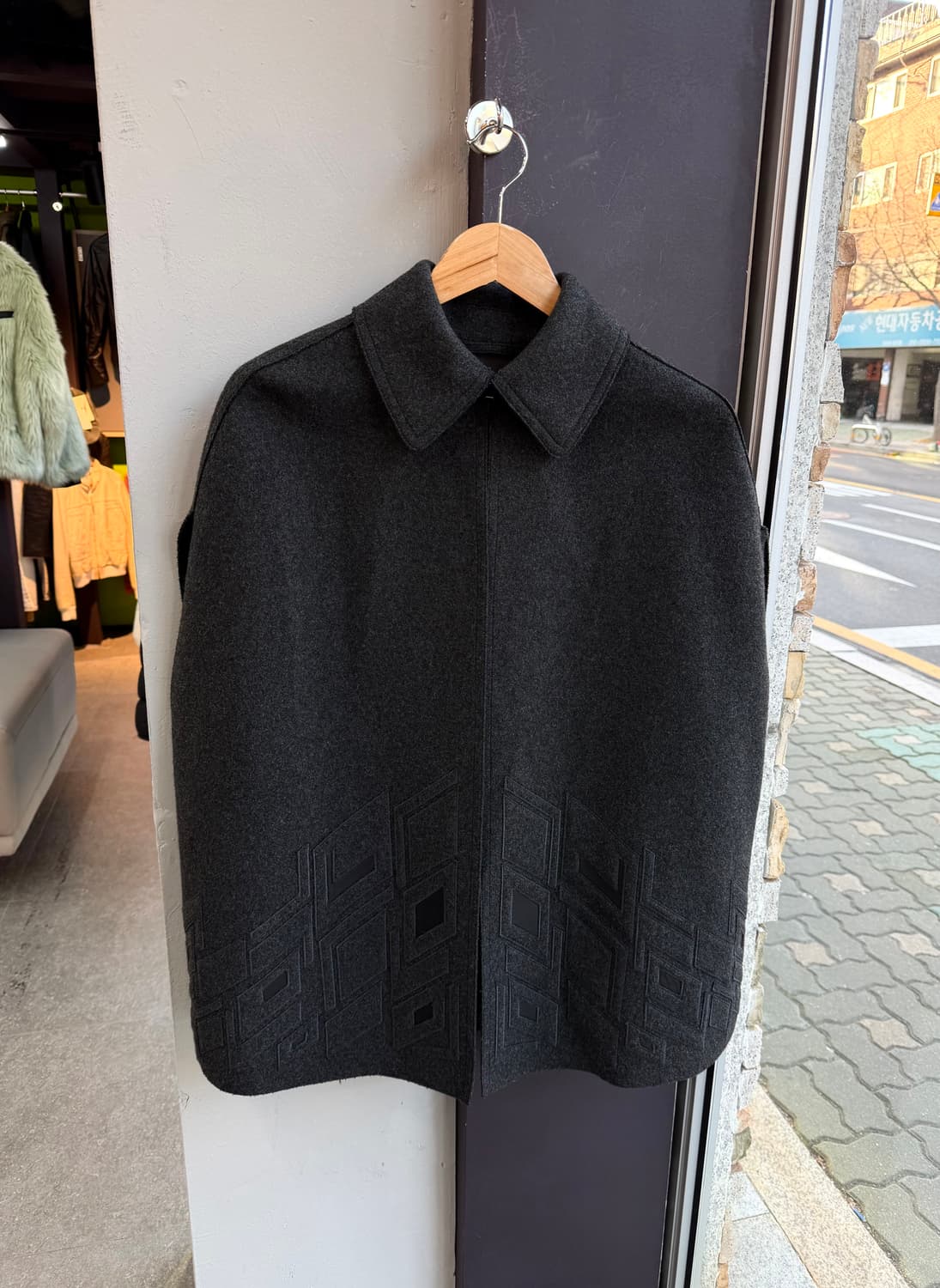 로로피아나 캐시미어 레더 케이프 망토 상품이미지3