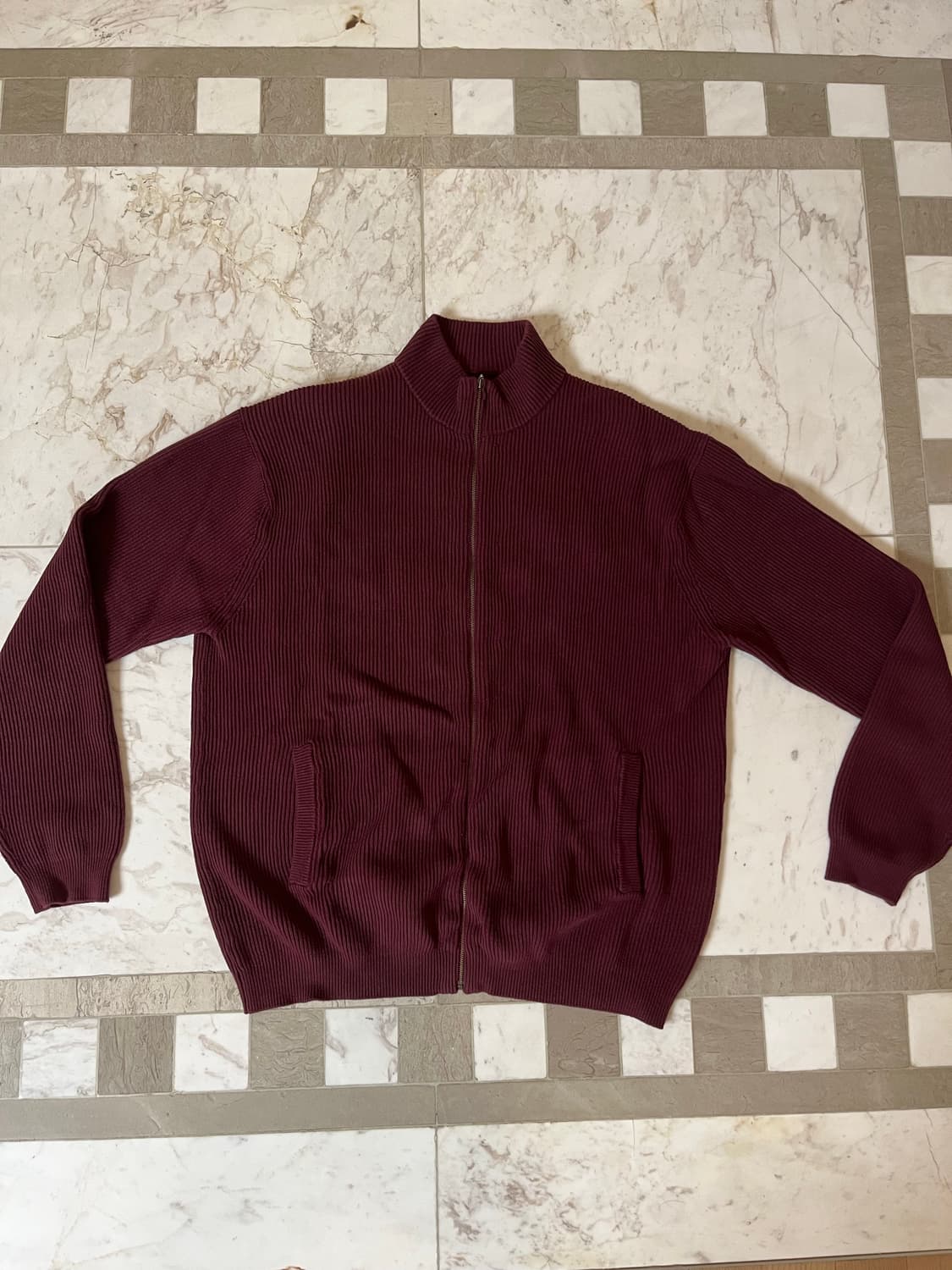 디스이즈네버댓 니트집업 상품이미지1